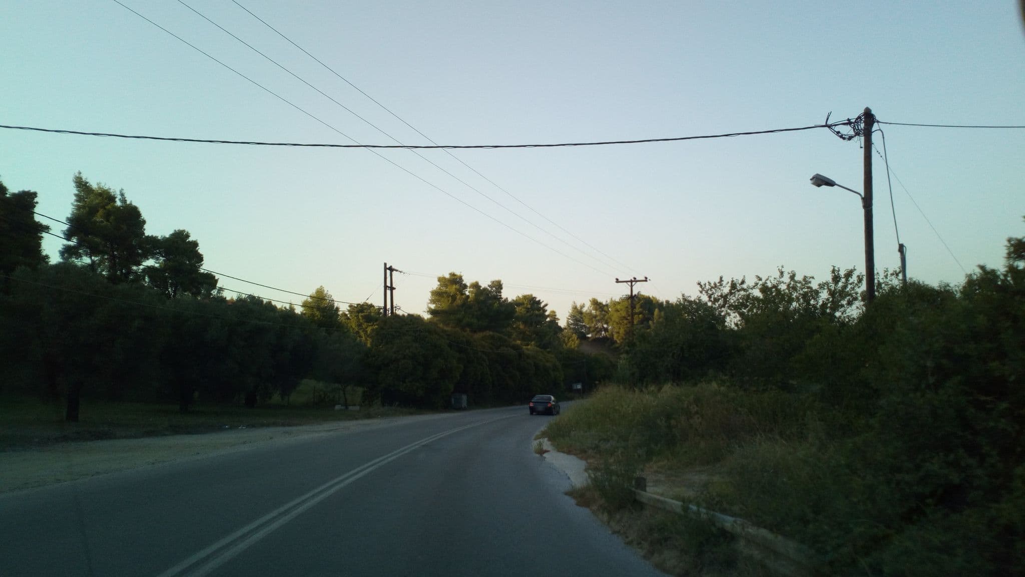 Street view near Casa Luxury Suites, Pefkochóri — © skarmoutsosv (CC BY-SA · Mapillary)