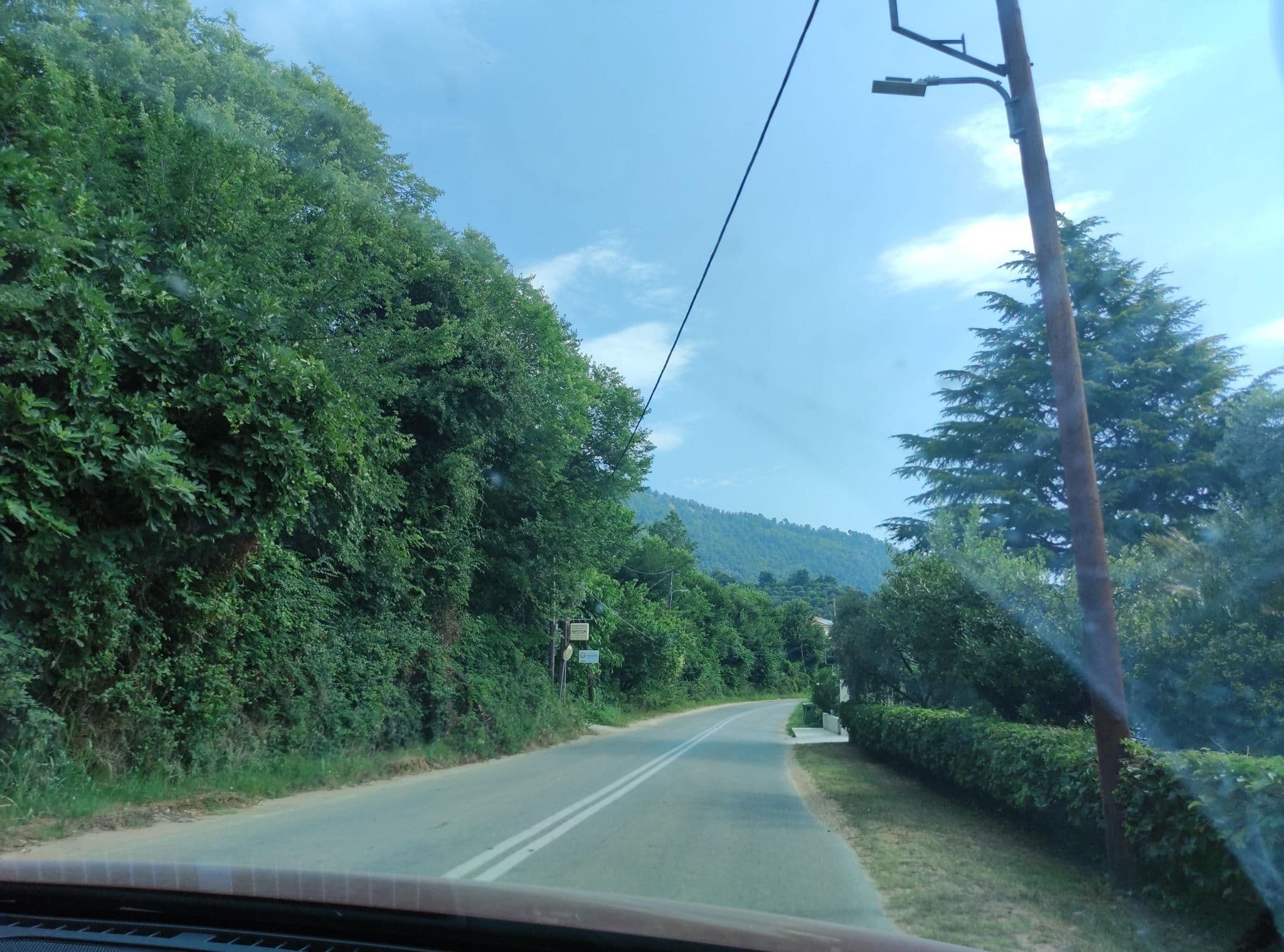 Street view near Aneton Hotel, Potamiá — © neau (CC BY-SA · Mapillary)