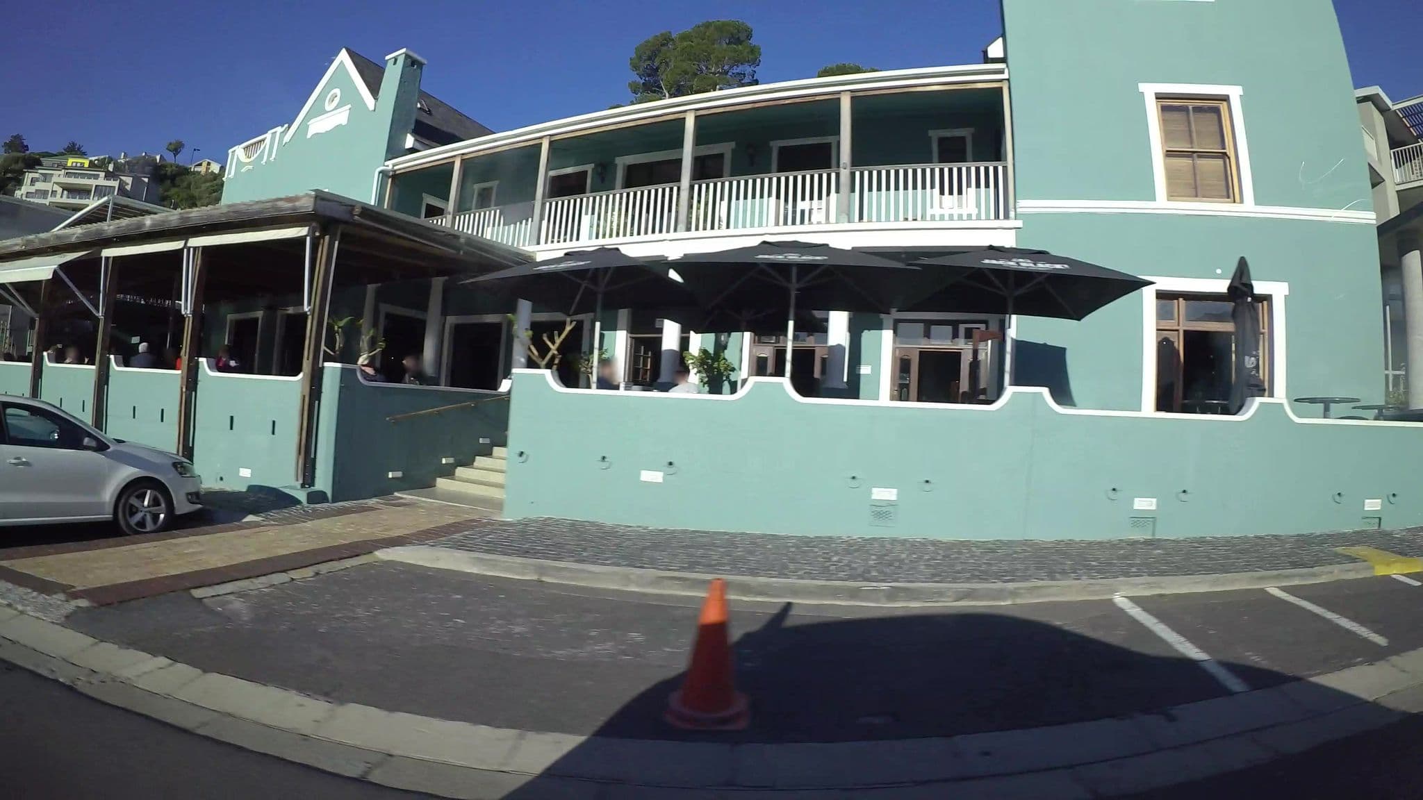 Street view near Chapmans Peak Hotel, Constantia — © kaartcam (CC BY-SA · Mapillary)