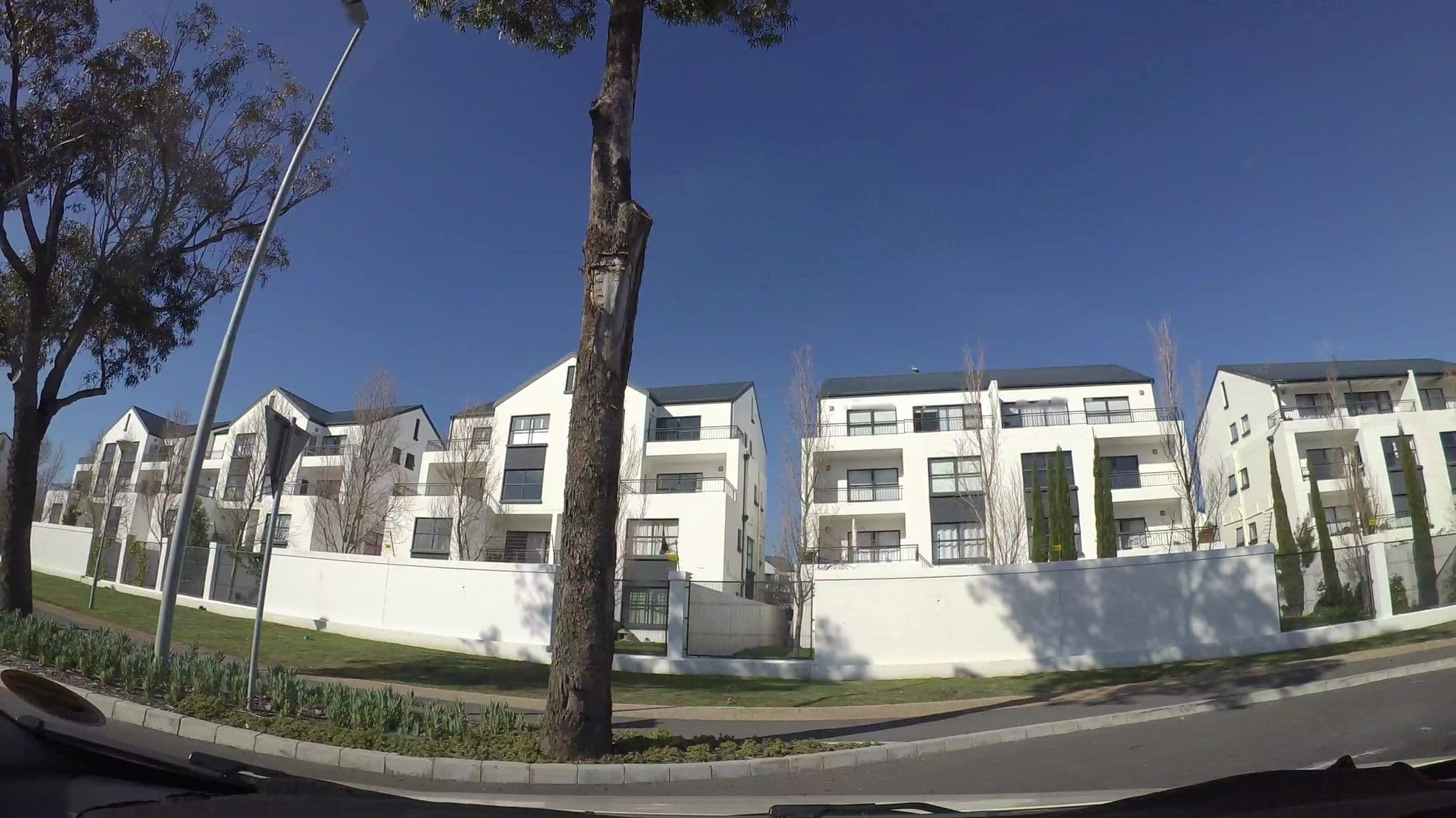 Street view near Table Bay Hotel, Somerset West — © kaartcam (CC BY-SA · Mapillary)