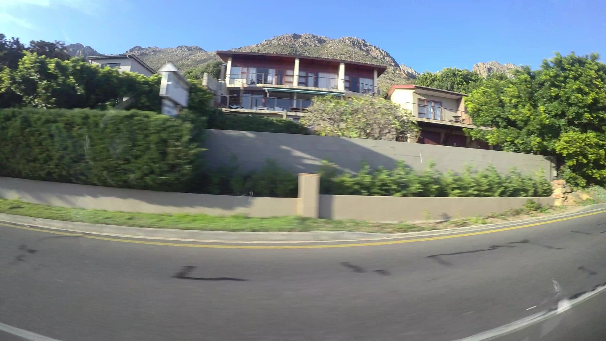 Street view near 18 on Kloof, Somerset West — © kaartcam (CC BY-SA · Mapillary)