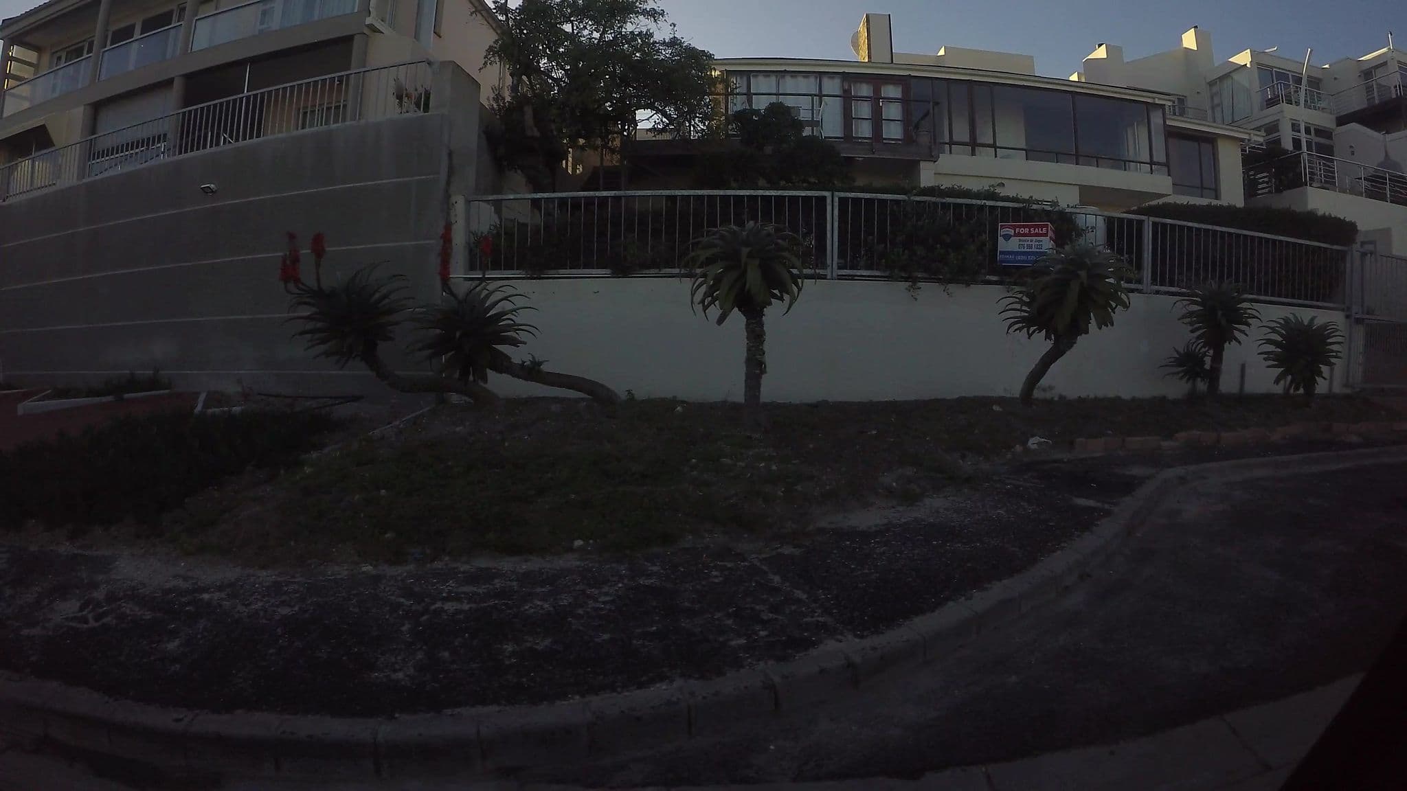 Street view near Blaauwvillage Luxury Suites, Sunset Beach — © kaart_3 (CC BY-SA · Mapillary)