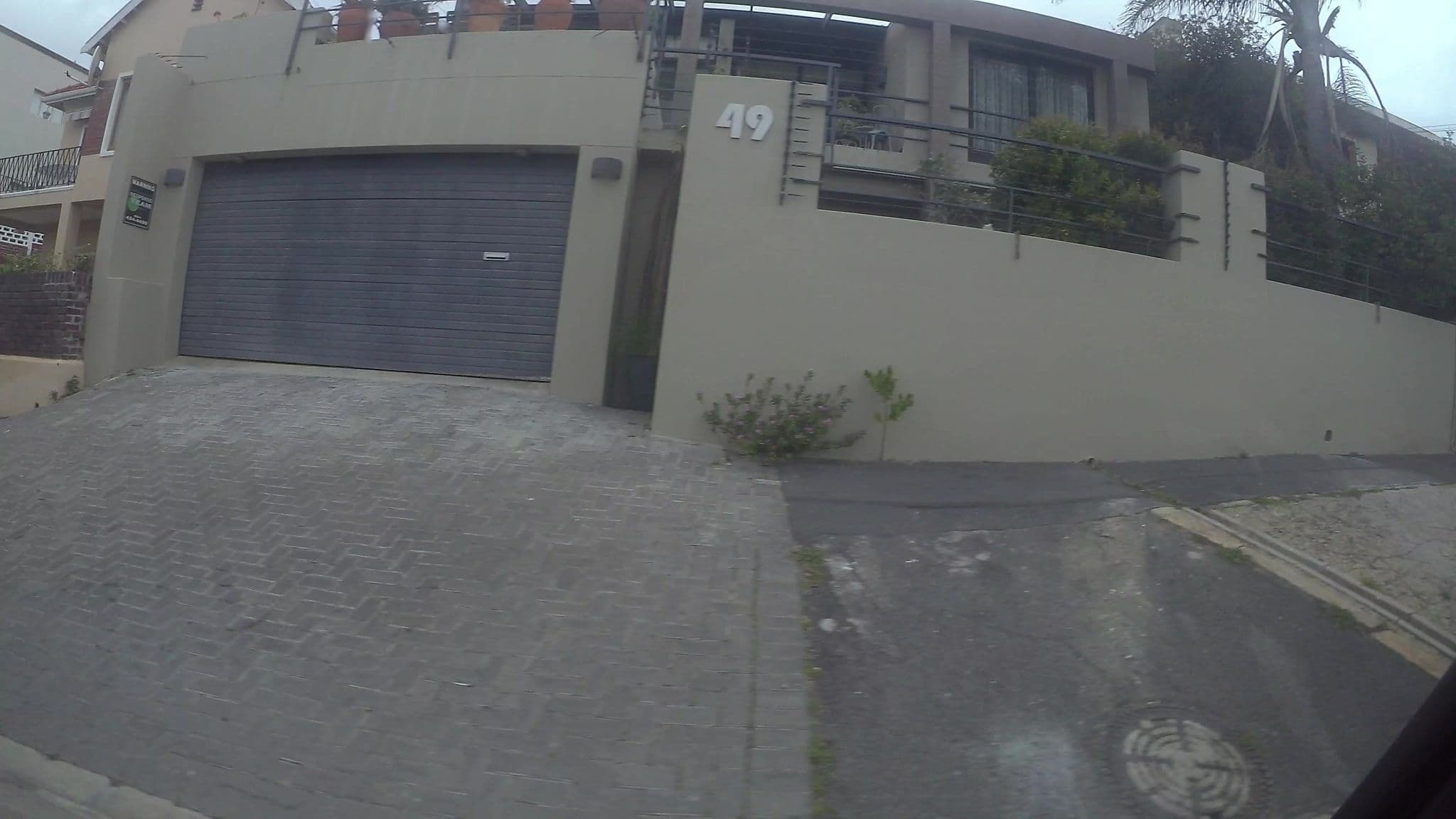 Street view near Bluegum Hill Guesthouse, Cape Town — © kaart_3 (CC BY-SA · Mapillary)