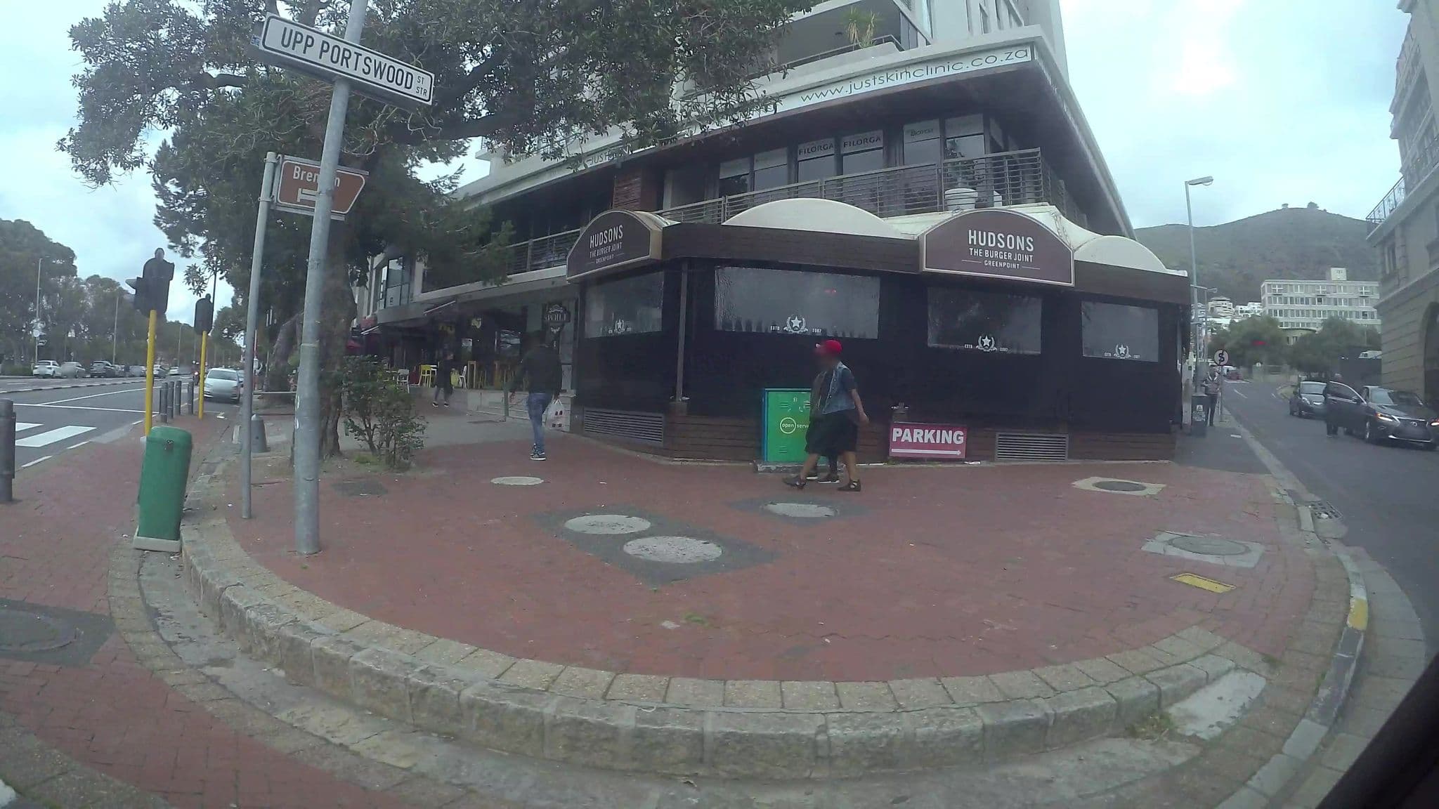 Street view near Fawlty Towers Lodge, Cape Town — © kaart_3 (CC BY-SA · Mapillary)