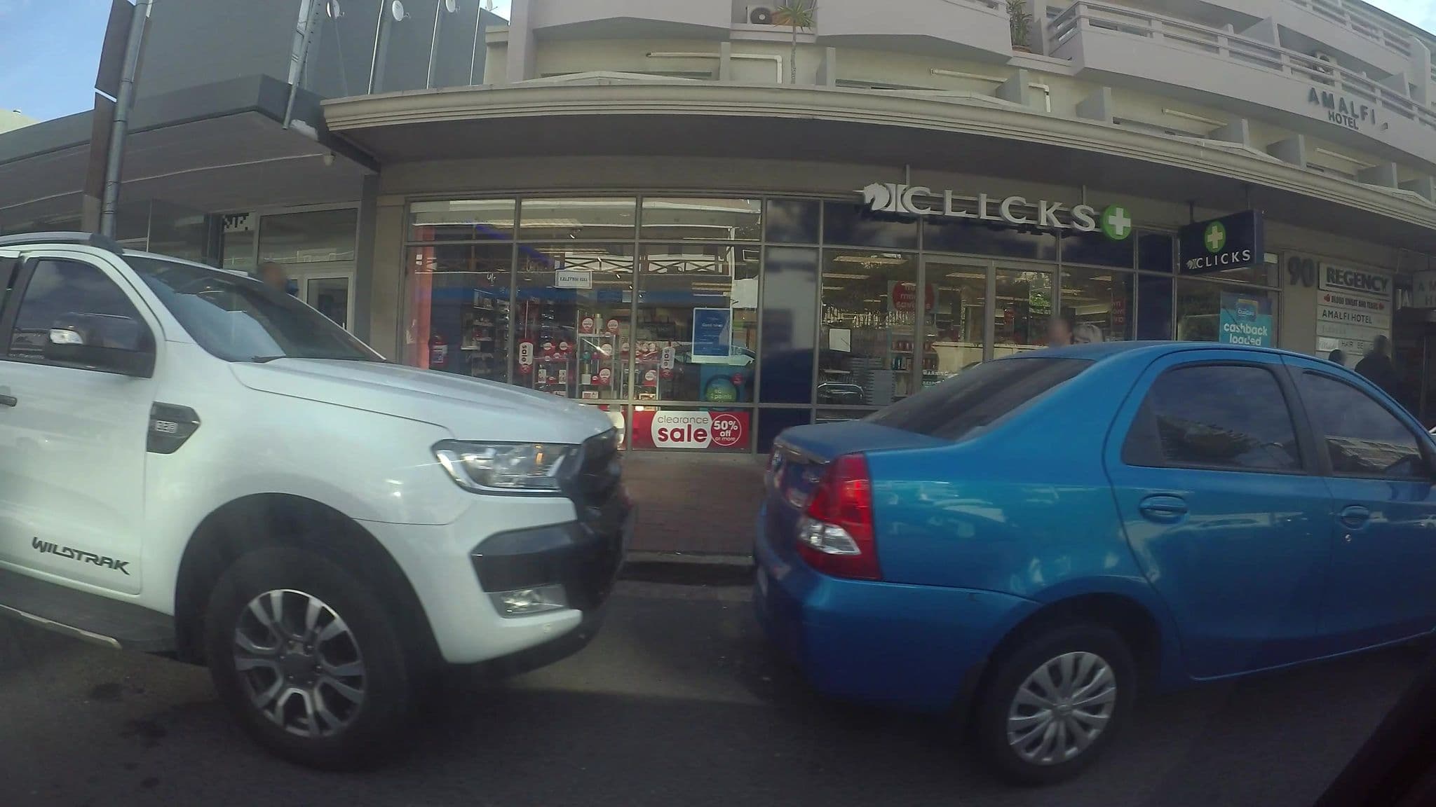 Street view near Amalft Boutique Hotel, Cape Town — © kaart_3 (CC BY-SA · Mapillary)