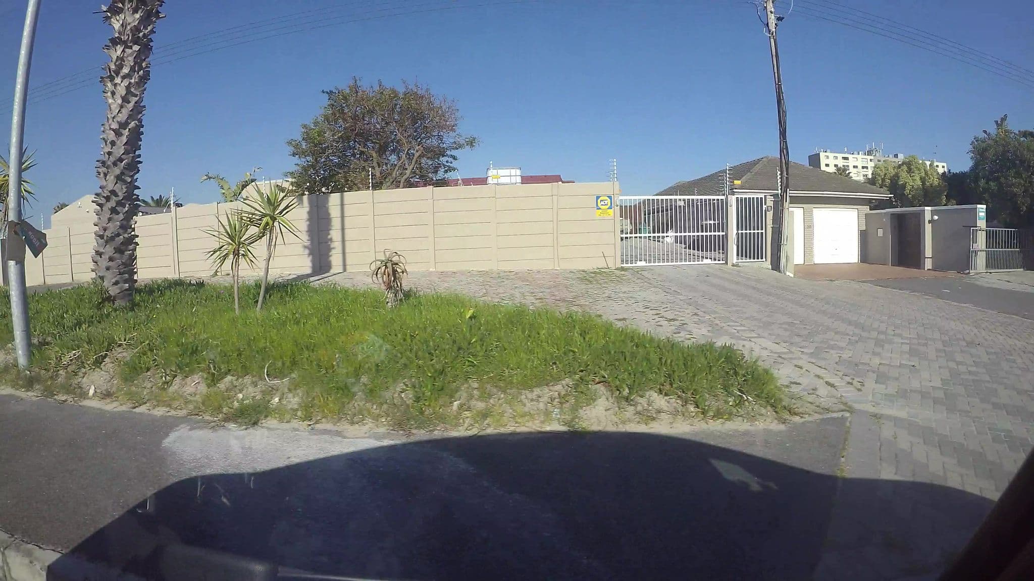 Street view near Nicky's Place, Sunset Beach — © kaart_3 (CC BY-SA · Mapillary)