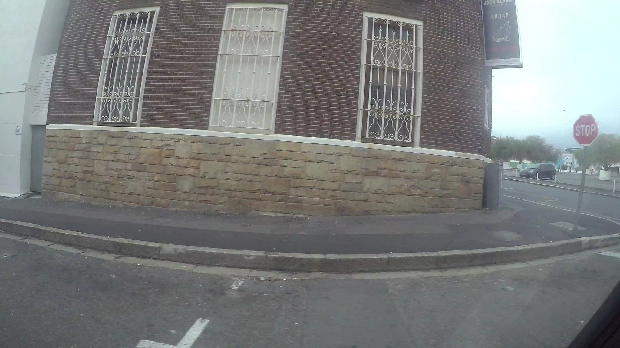 Street view near Goldhouse Flats, Cape Town — © kaart_3 (CC BY-SA · Mapillary)