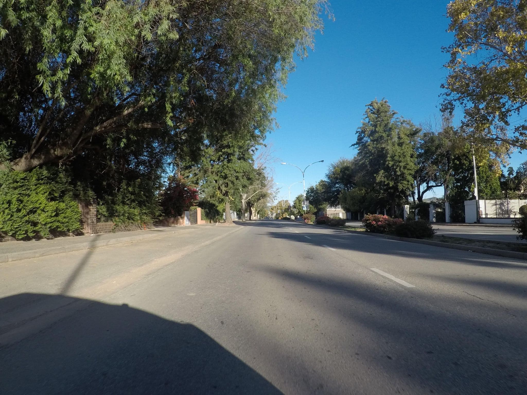 Street view near Lodge 96, Oudtshoorn — © bergie (CC BY-SA · Mapillary)