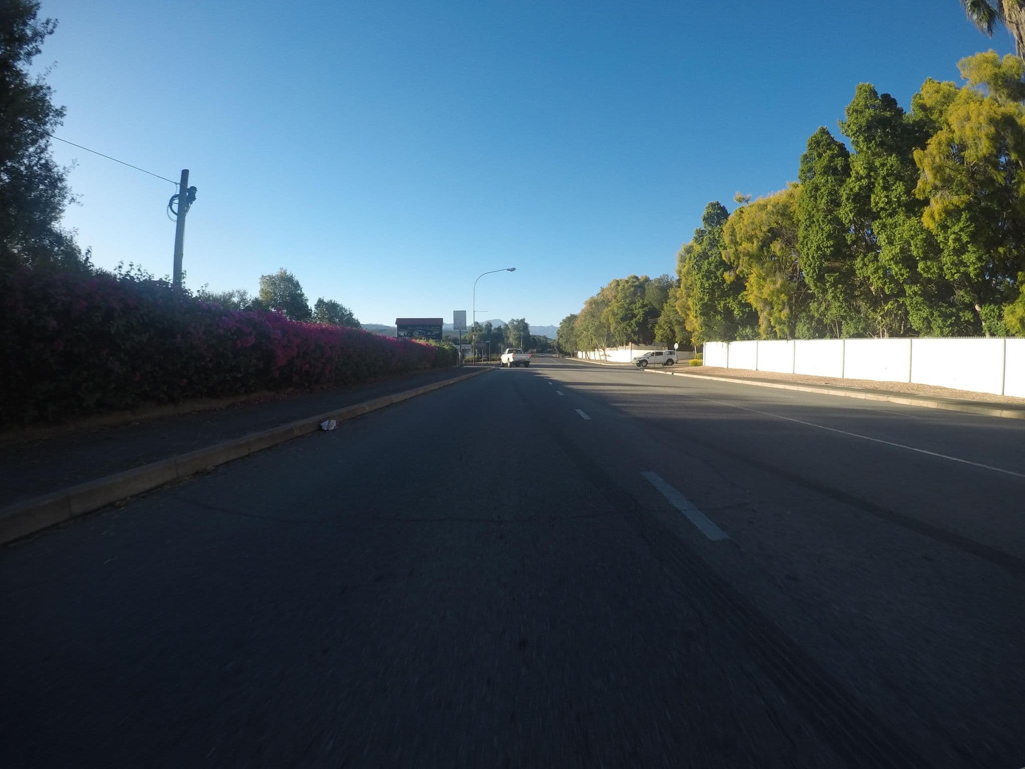 Street view near Hlangana Lodge, Oudtshoorn — © bergie (CC BY-SA · Mapillary)