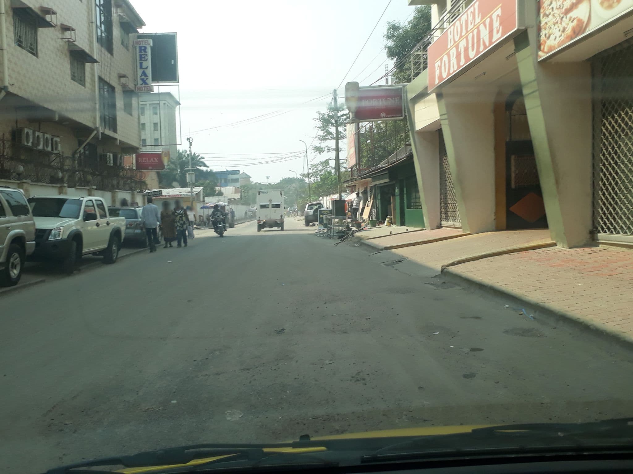 Street view near Relax, Kinshasa