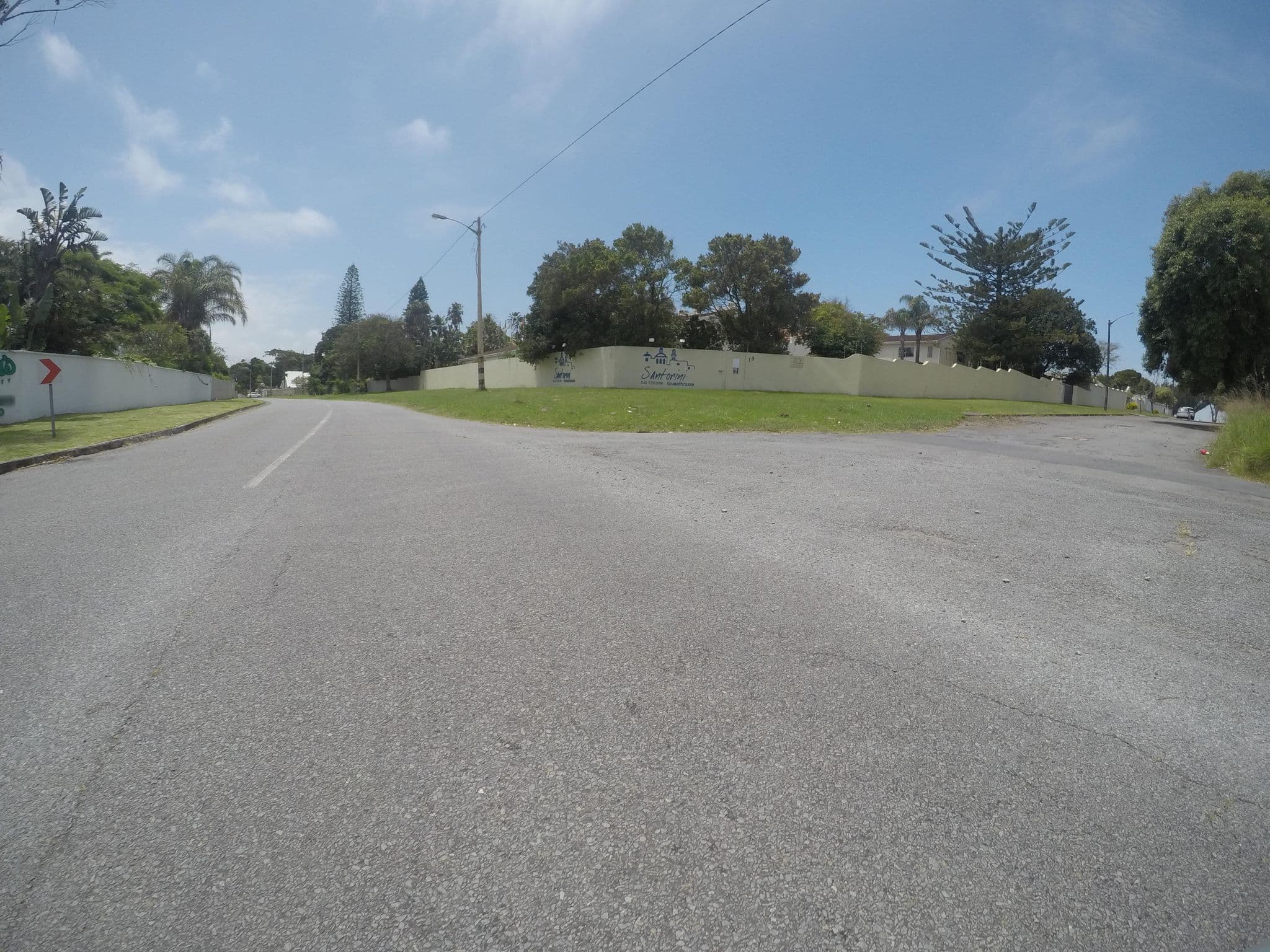 Street view near Bibby's Lodge, East London — © bergie (CC BY-SA · Mapillary)