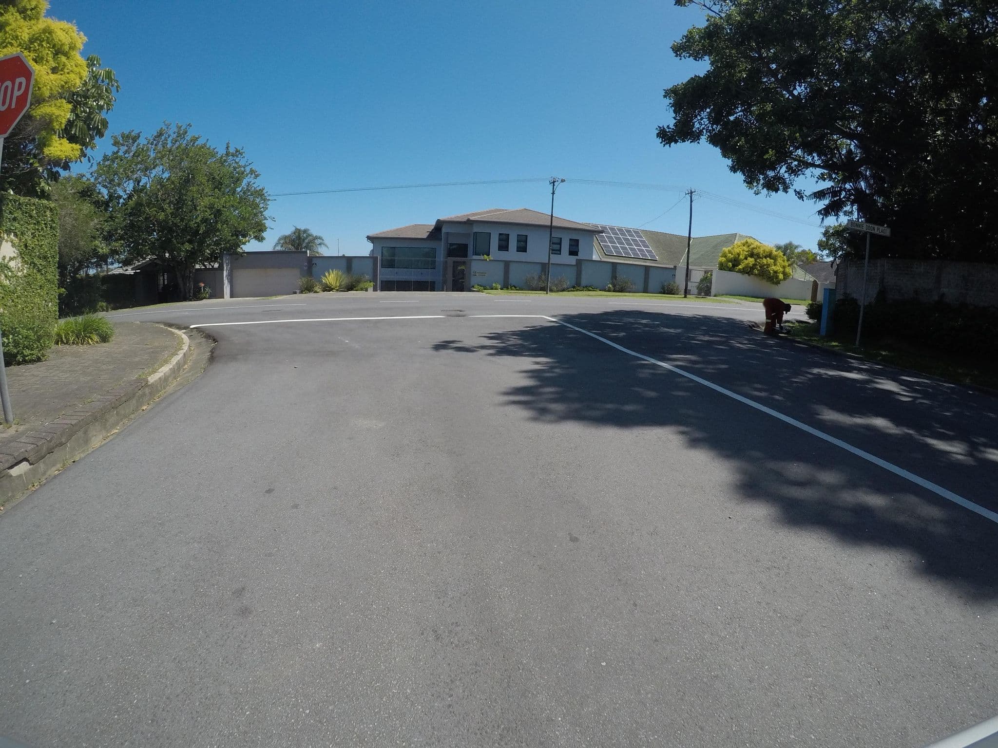 Street view near 9 on Irvine, East London — © bergie (CC BY-SA · Mapillary)