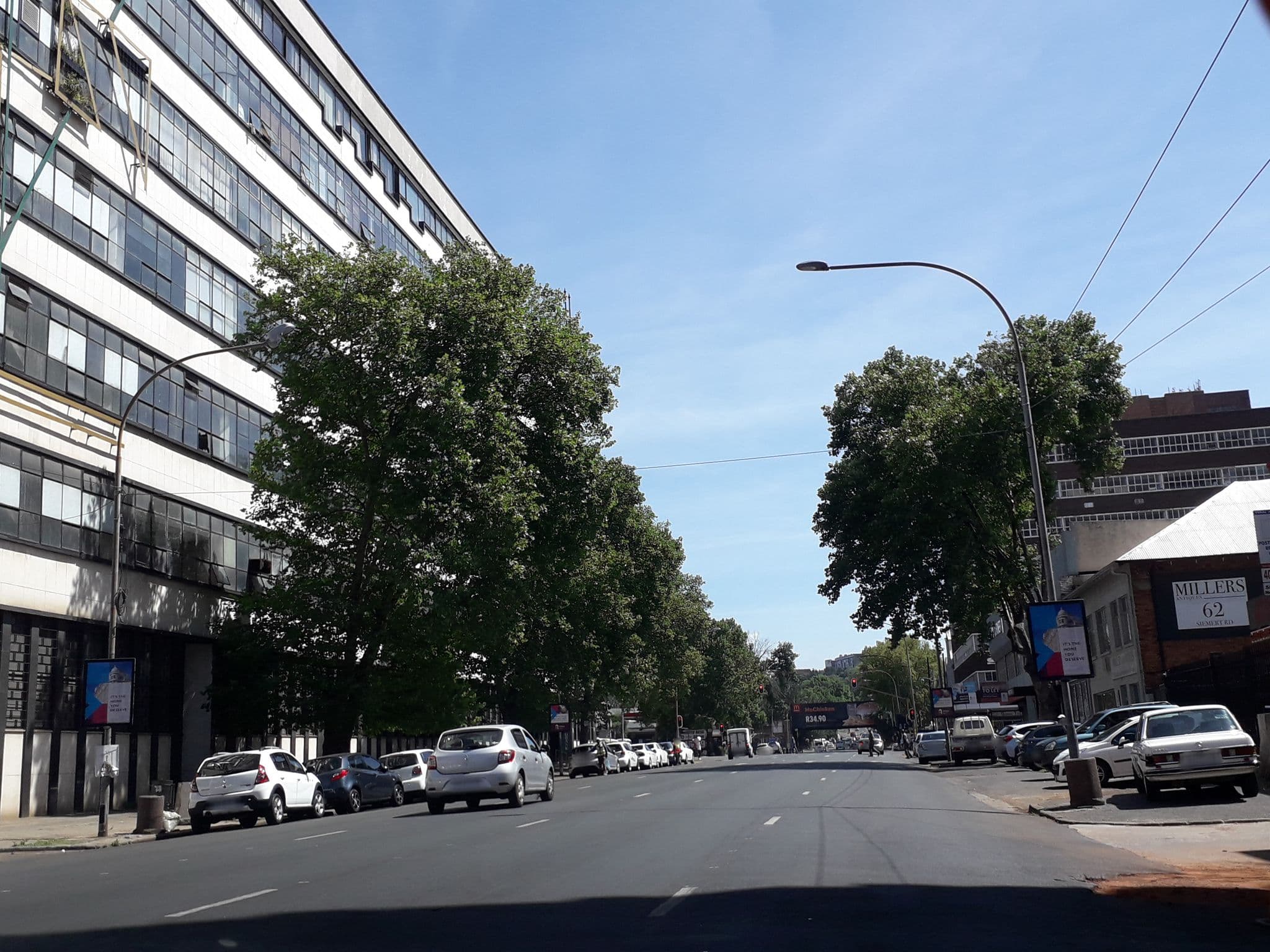 Street view near Hallmark House, Johannesburg — © lenah (CC BY-SA · Mapillary)