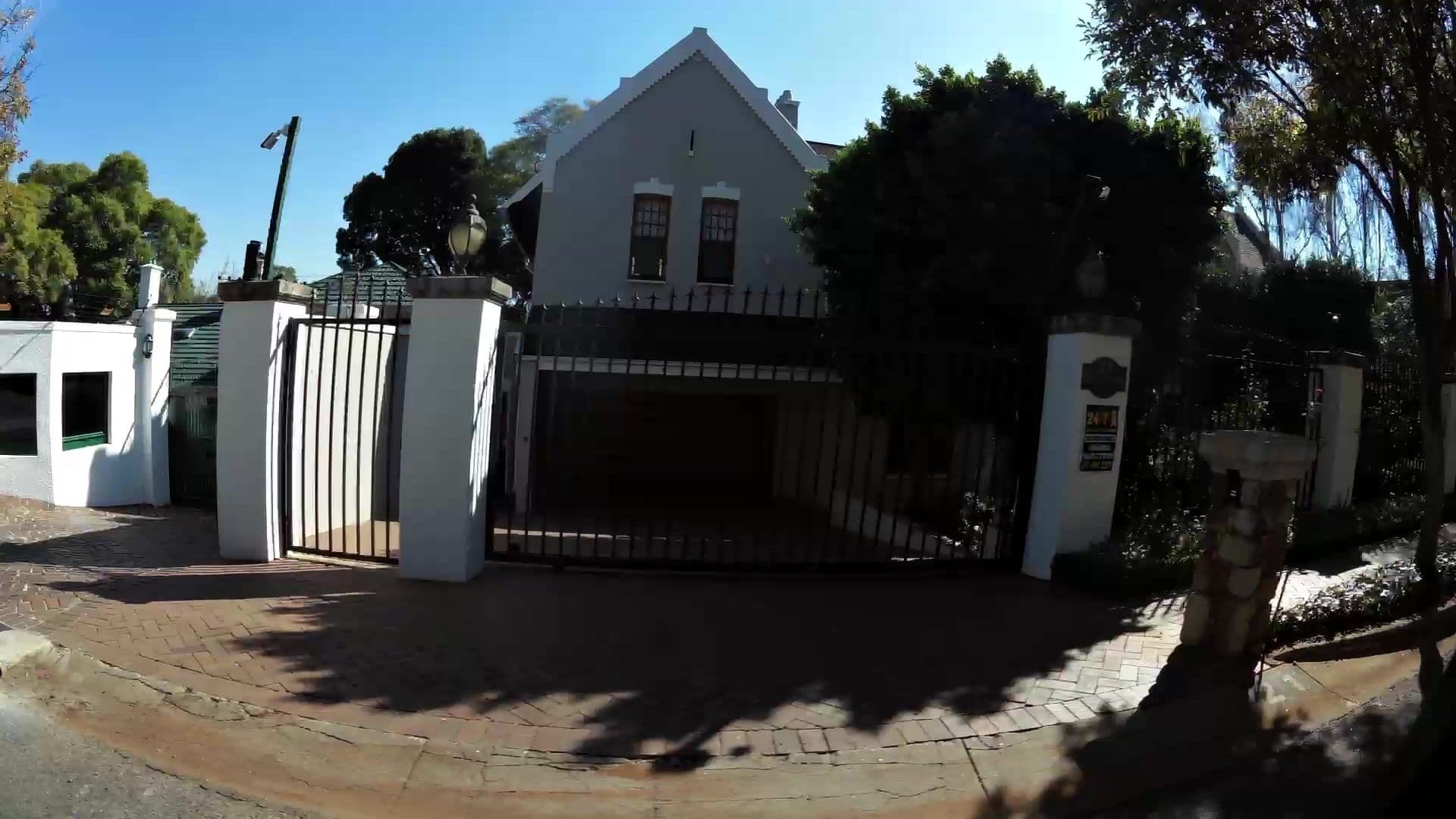 Street view near Doveton House, Johannesburg — © kaartcam (CC BY-SA · Mapillary)