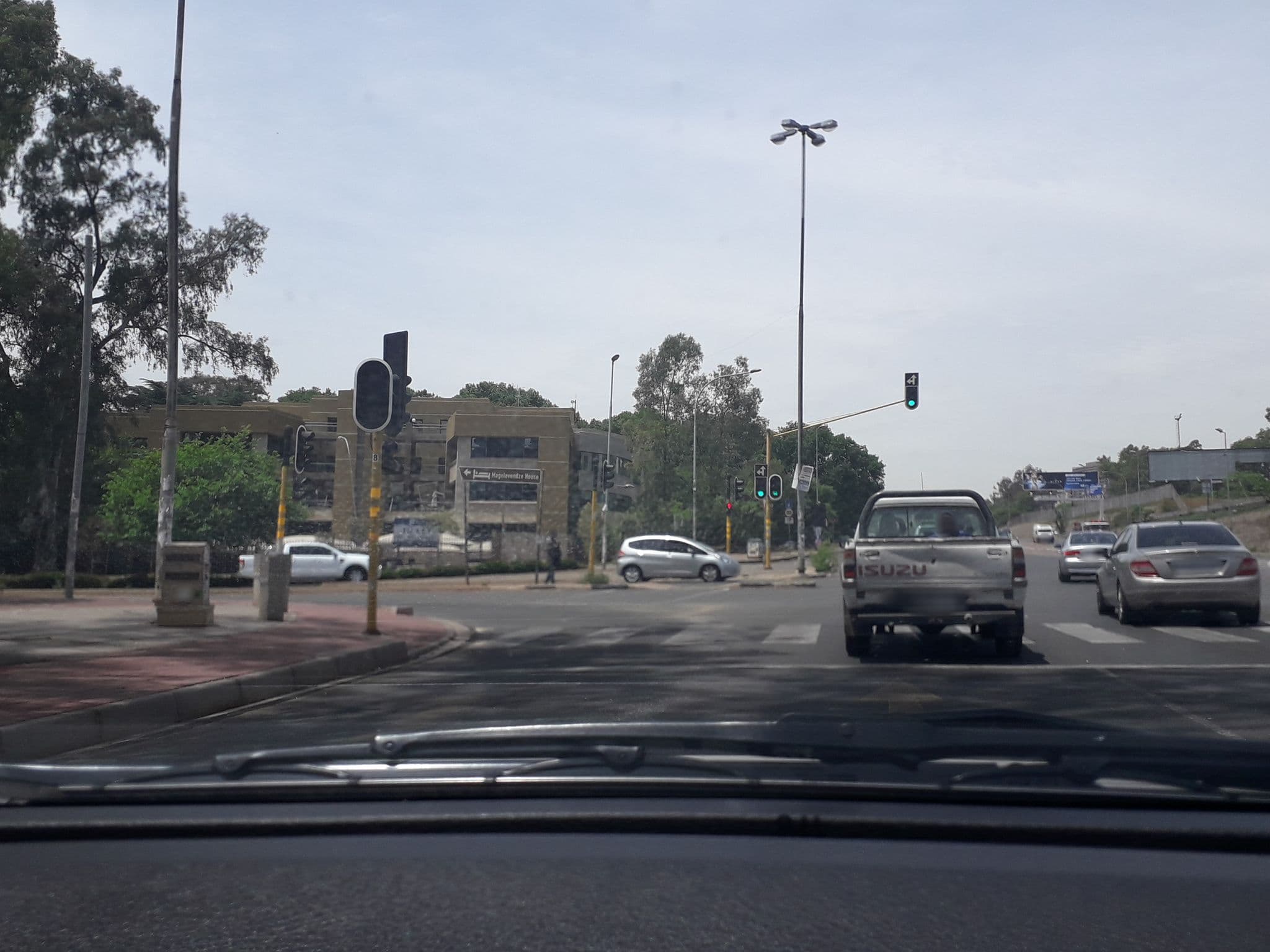 Street view near Garden Court, Milpark, Johannesburg — © lenah (CC BY-SA · Mapillary)