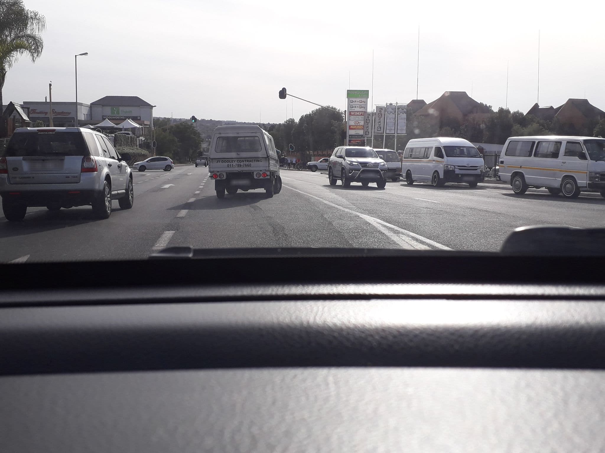 Street view near Kievits Kroon Country Estate & Spa, Randburg — © lenah (CC BY-SA · Mapillary)