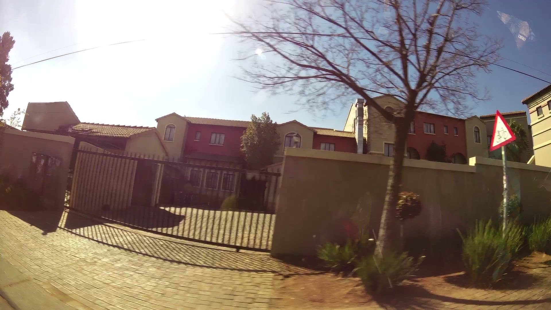 Street view near Centurion Hotel, Centurion — © kaartcam (CC BY-SA · Mapillary)