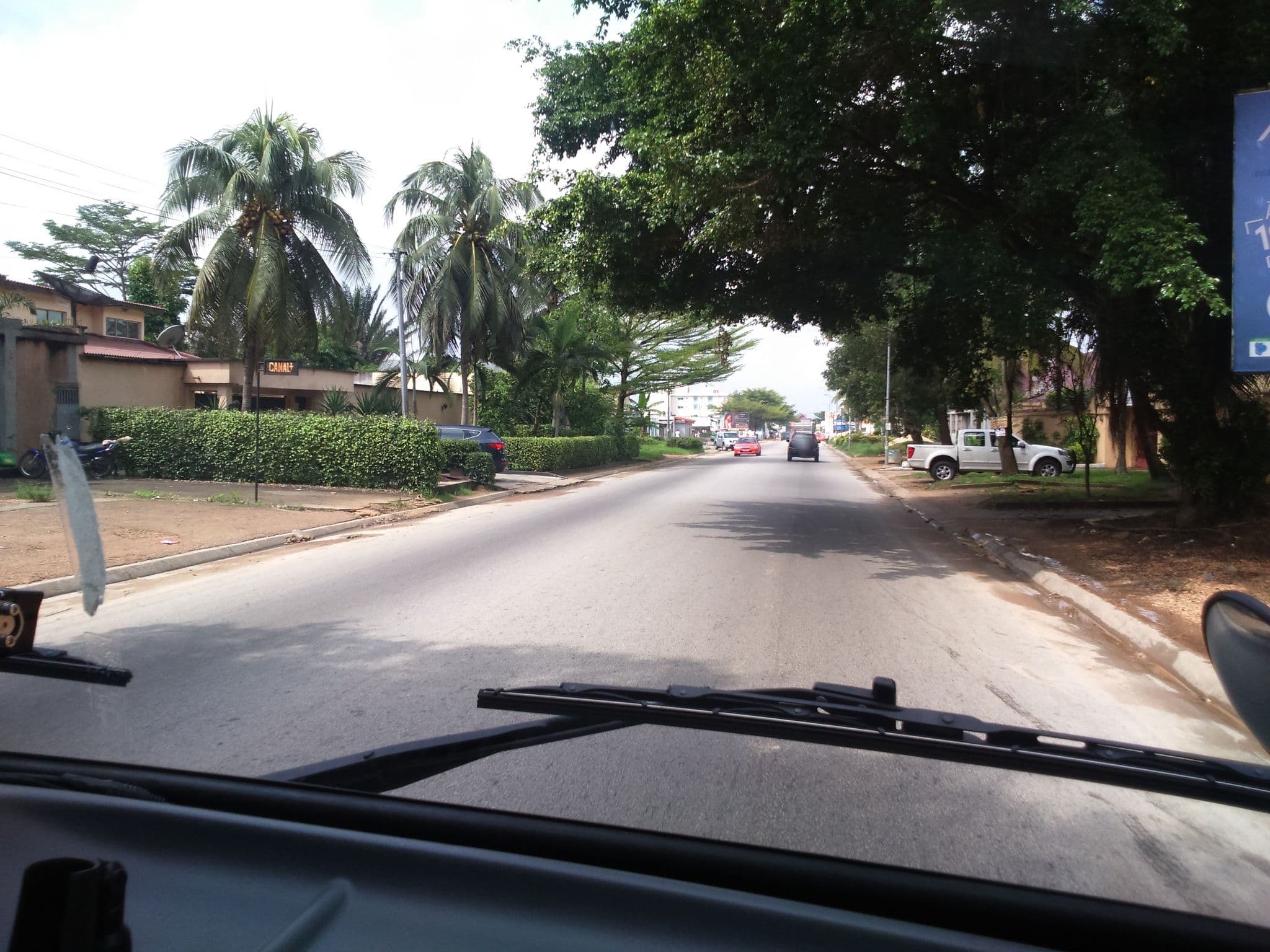Street view near Residence Bada, Abidjan