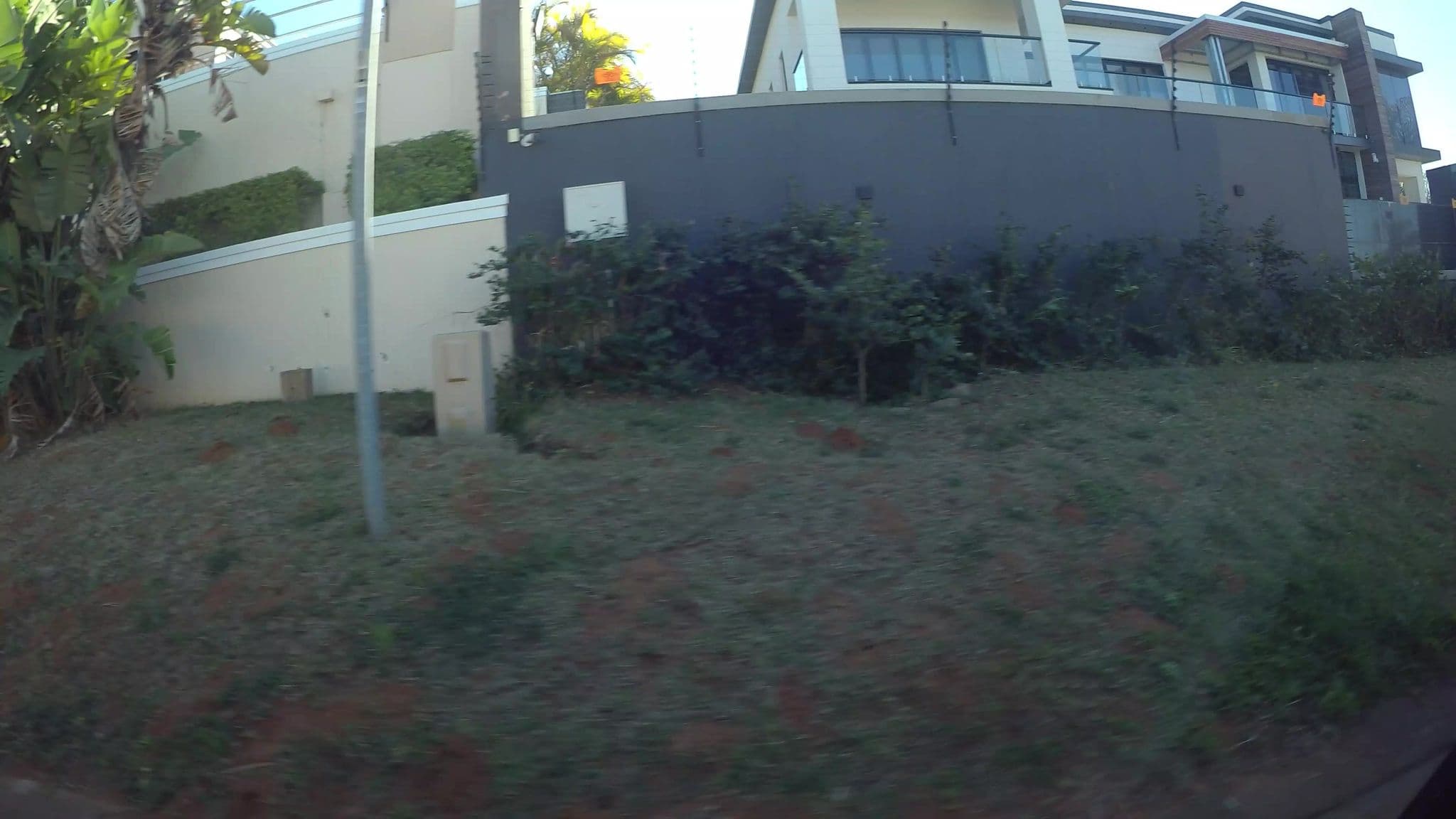Street view near The Crooked Tree, eMdloti — © kaart_3 (CC BY-SA · Mapillary)