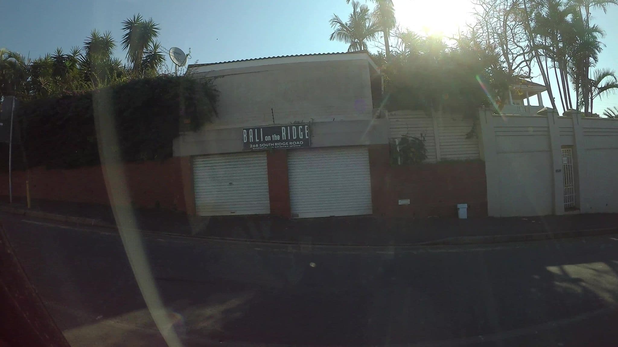 Street view near Bali On The Ridge, Berea — © kaart_3 (CC BY-SA · Mapillary)