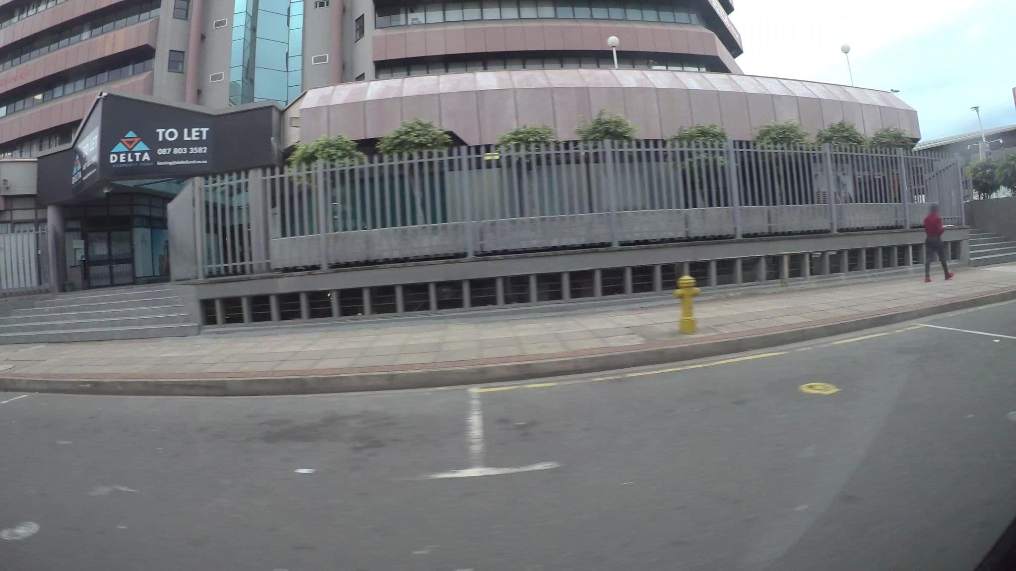 Street view near Tudor Hotel, Durban — © kaart_3 (CC BY-SA · Mapillary)