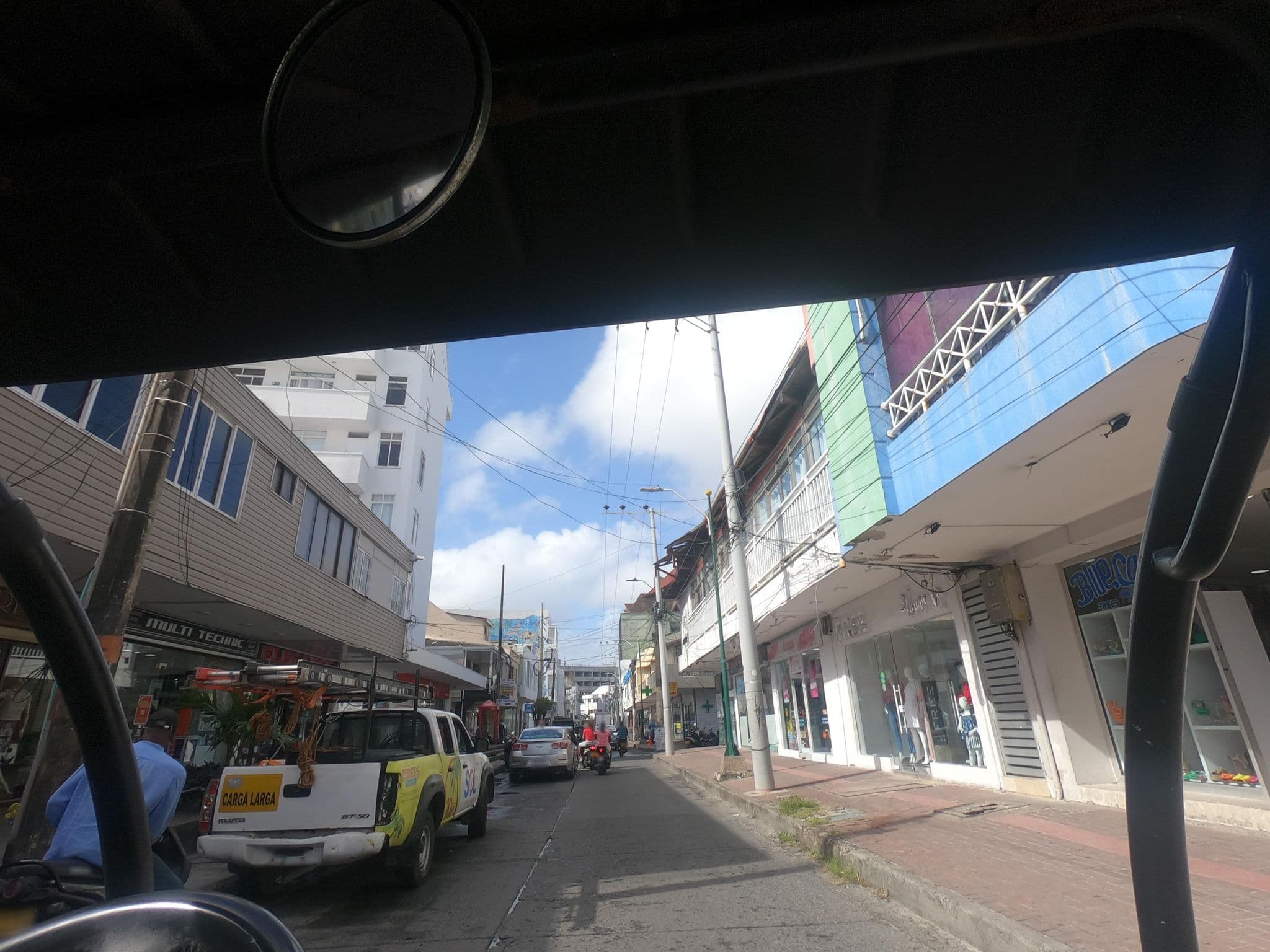 Street view near Caribbean Island Hotel, San Andrés — © angoca (CC BY-SA · Mapillary)