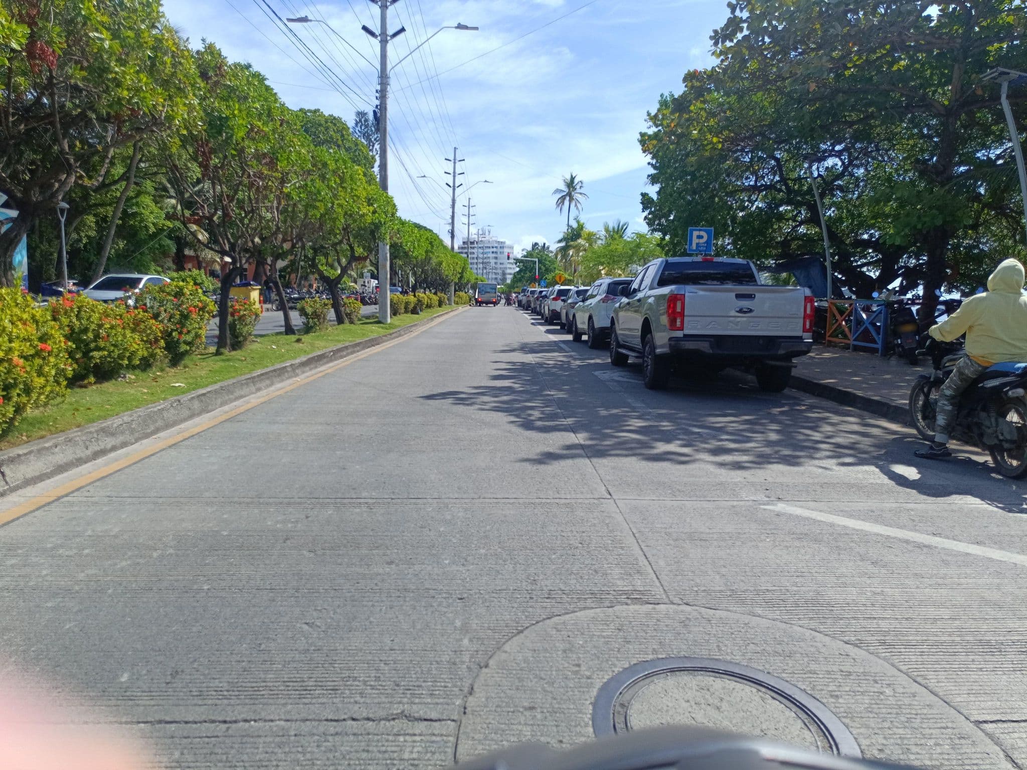 Street view near Hostal Sweet Breezes, San Andrés — © bluealmondhostel (CC BY-SA · Mapillary)