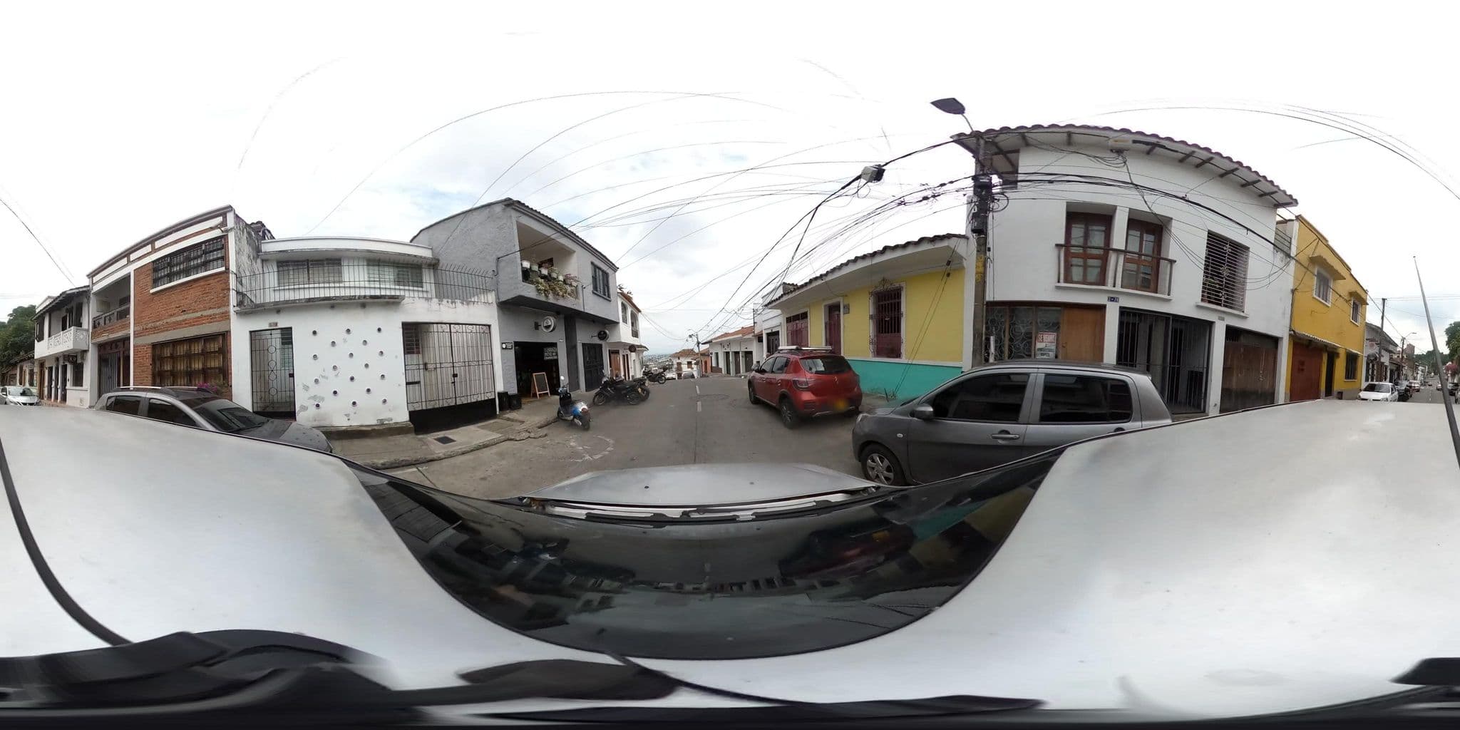 Street view near Hostal La Colina, Cali — © UV_AHDI360 (CC BY-SA · Mapillary)
