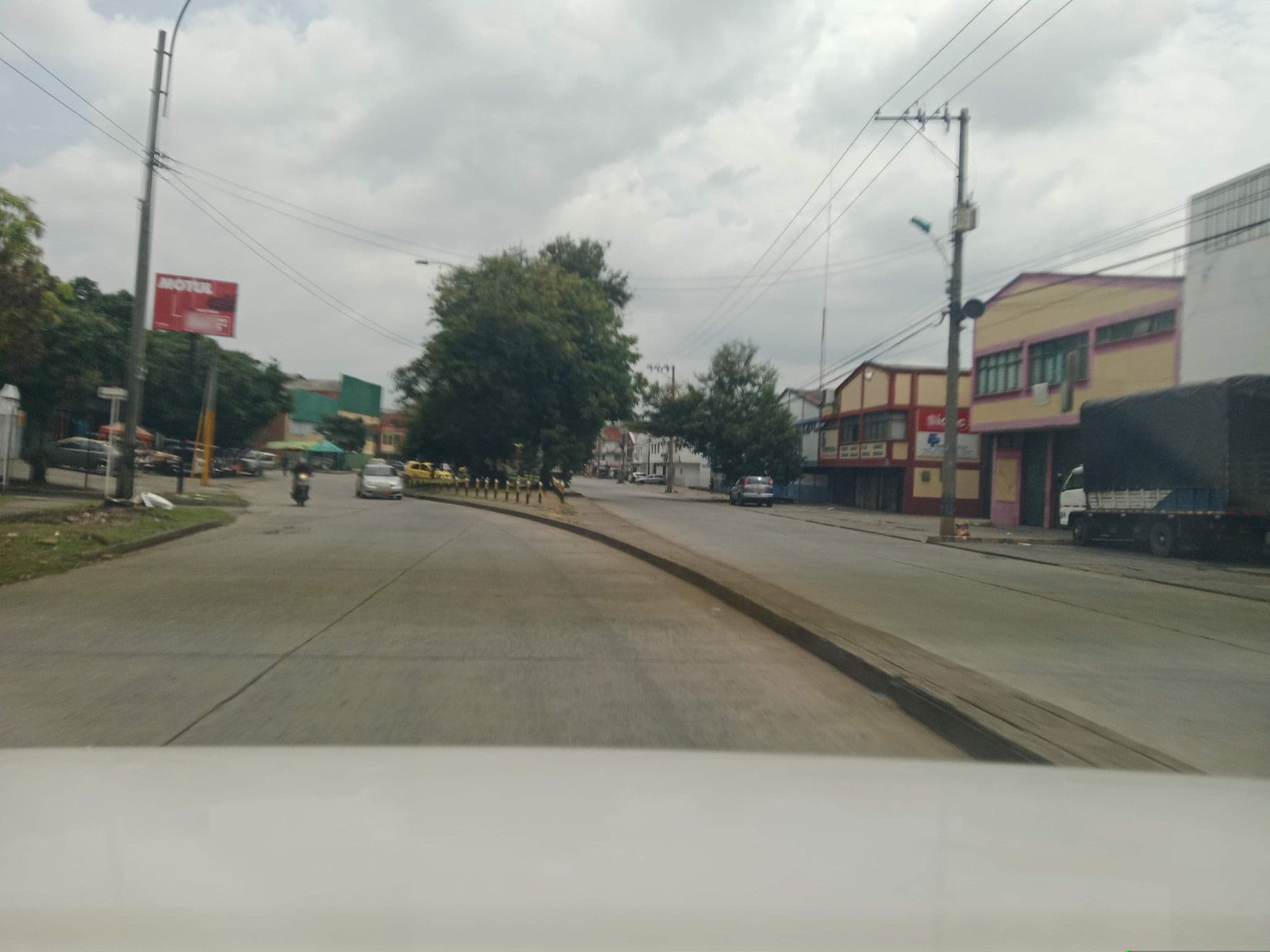 Street view near Hostal Del Piedemonte, Cali — © Empanada (CC BY-SA · Mapillary)