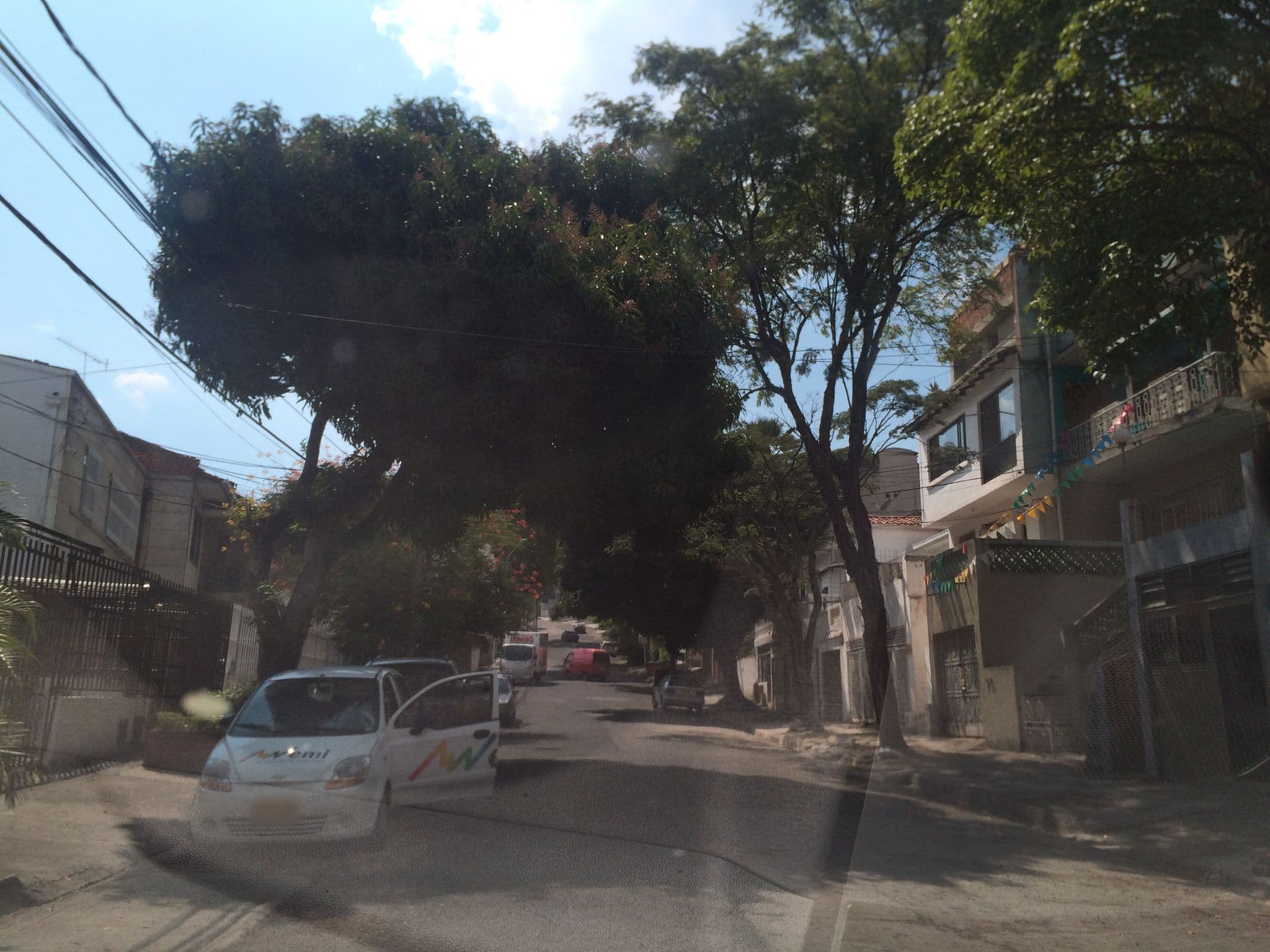 Street view near Havana Hostel, Cali — © gtq (CC BY-SA · Mapillary)