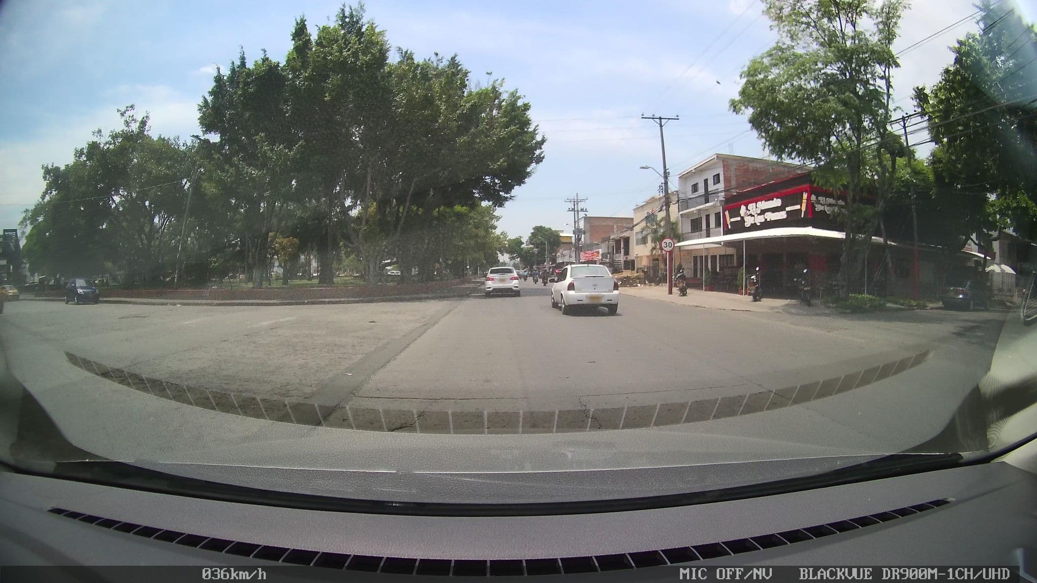 Street view near Motel Travesuras, Cali — © kaart_2 (CC BY-SA · Mapillary)