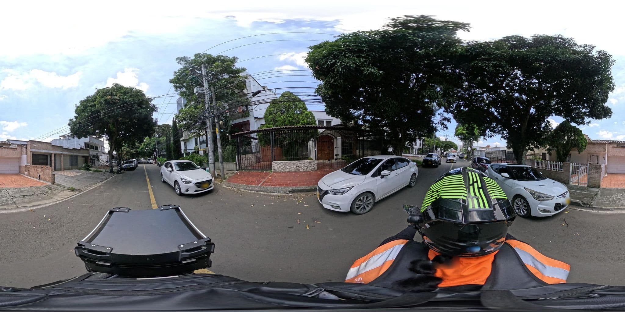 Street view near Alko Hotel, Cali — © christiancasa (CC BY-SA · Mapillary)