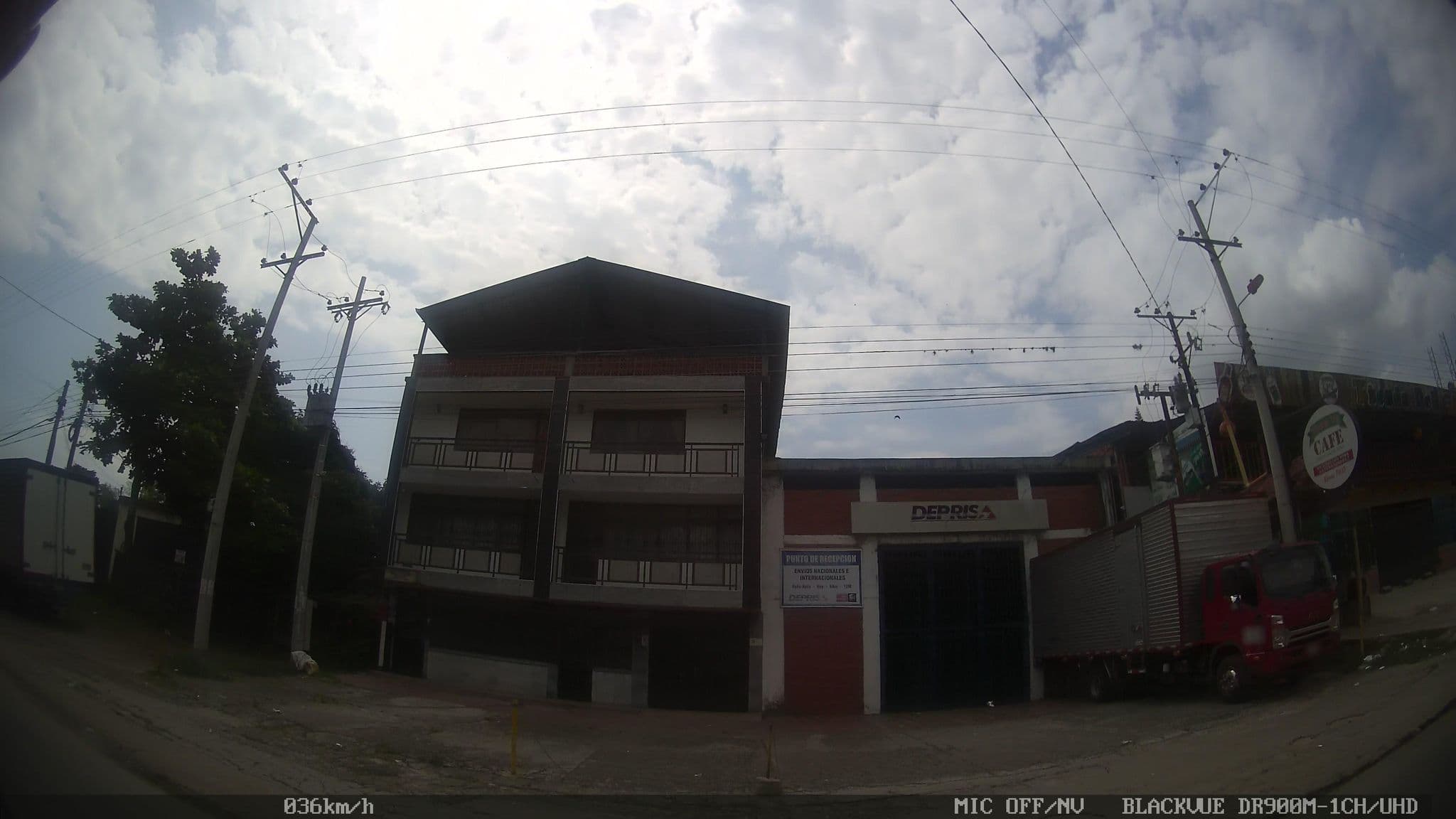 Street view near W Bogotâ Hotel, Ibagué — © kaart_2 (CC BY-SA · Mapillary)