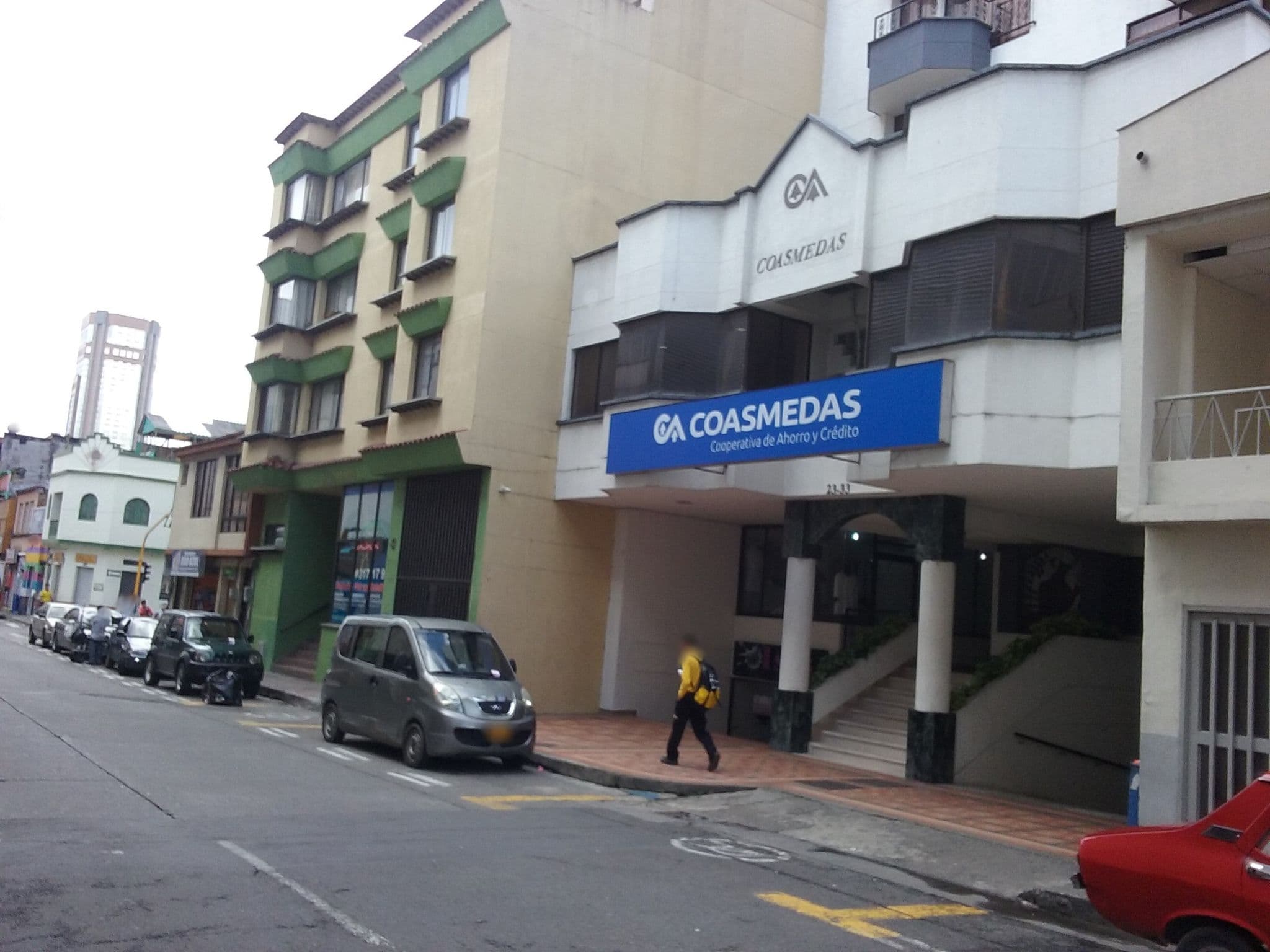 Street view near Hotel  Castellon Plaza, Pereira — © humano (CC BY-SA · Mapillary)