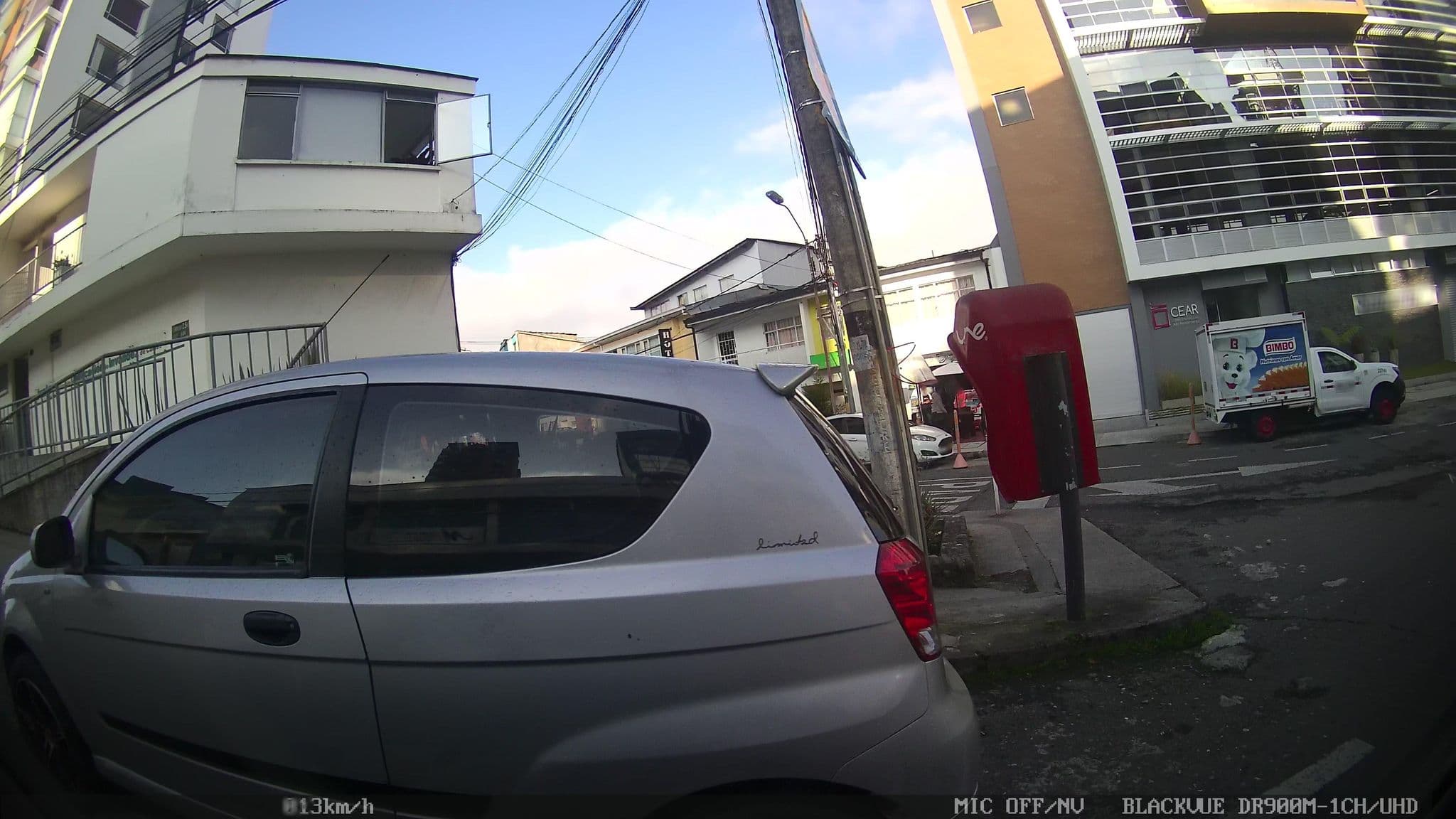 Street view near Boreal, Manizales — © kaart_2 (CC BY-SA · Mapillary)