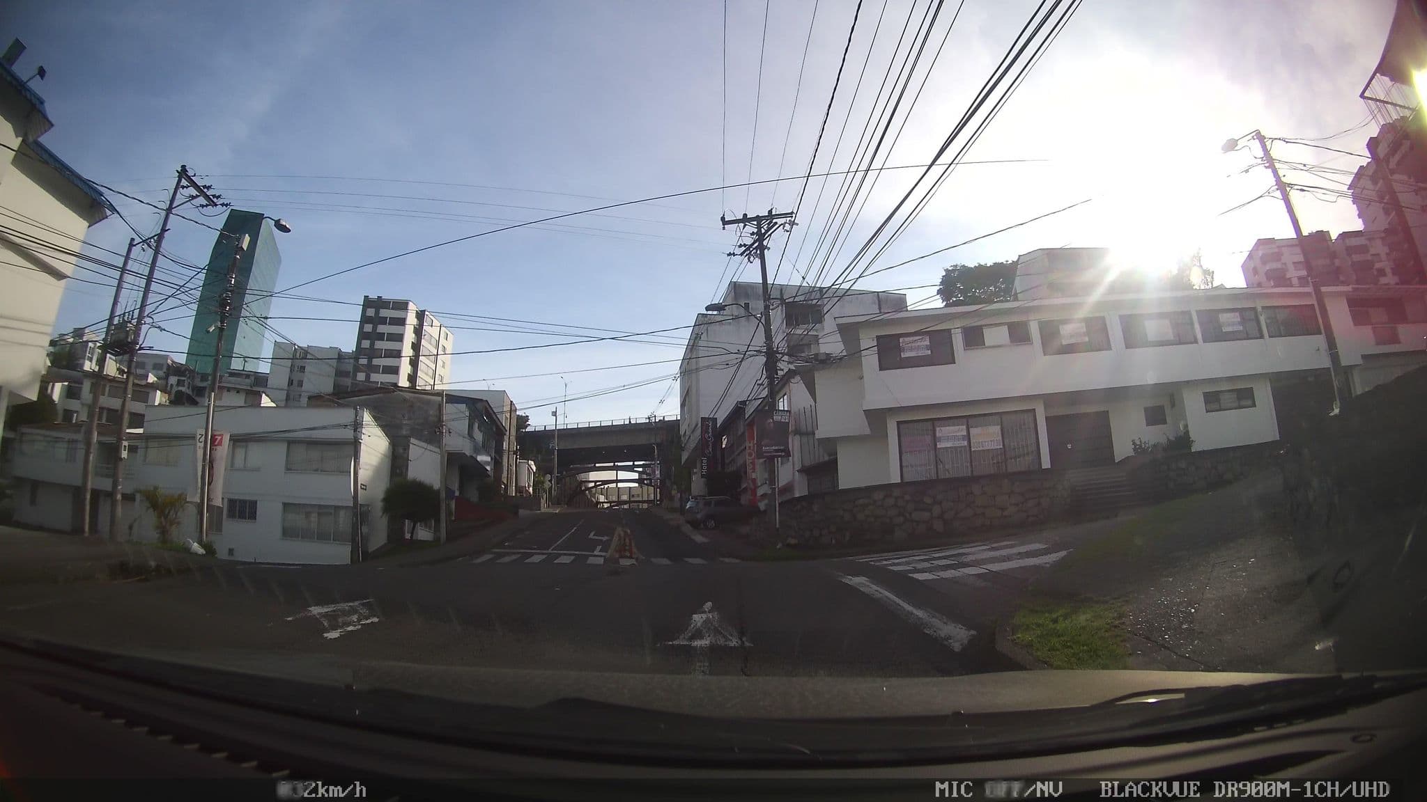 Street view near Hostal Lassio, Manizales — © kaart_2 (CC BY-SA · Mapillary)