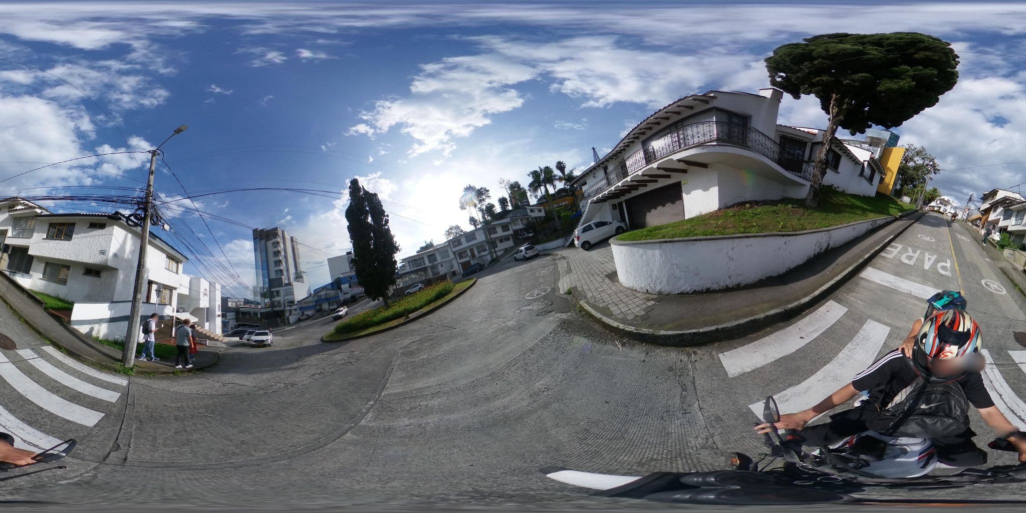 Street view near Hostal Tu Casa, Manizales — © masora (CC BY-SA · Mapillary)