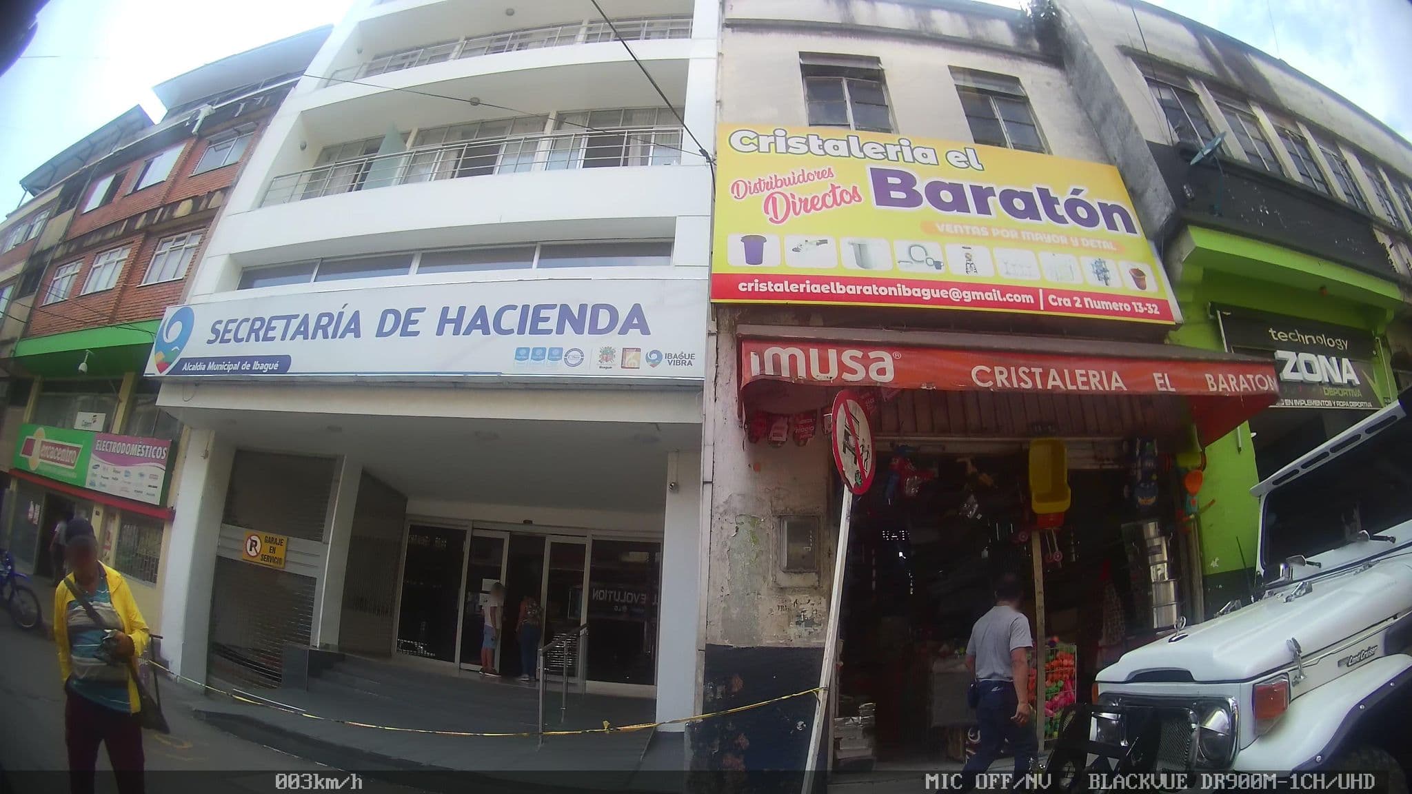 Street view near Hotel Dulima, Ibagué — © kaart_2 (CC BY-SA · Mapillary)