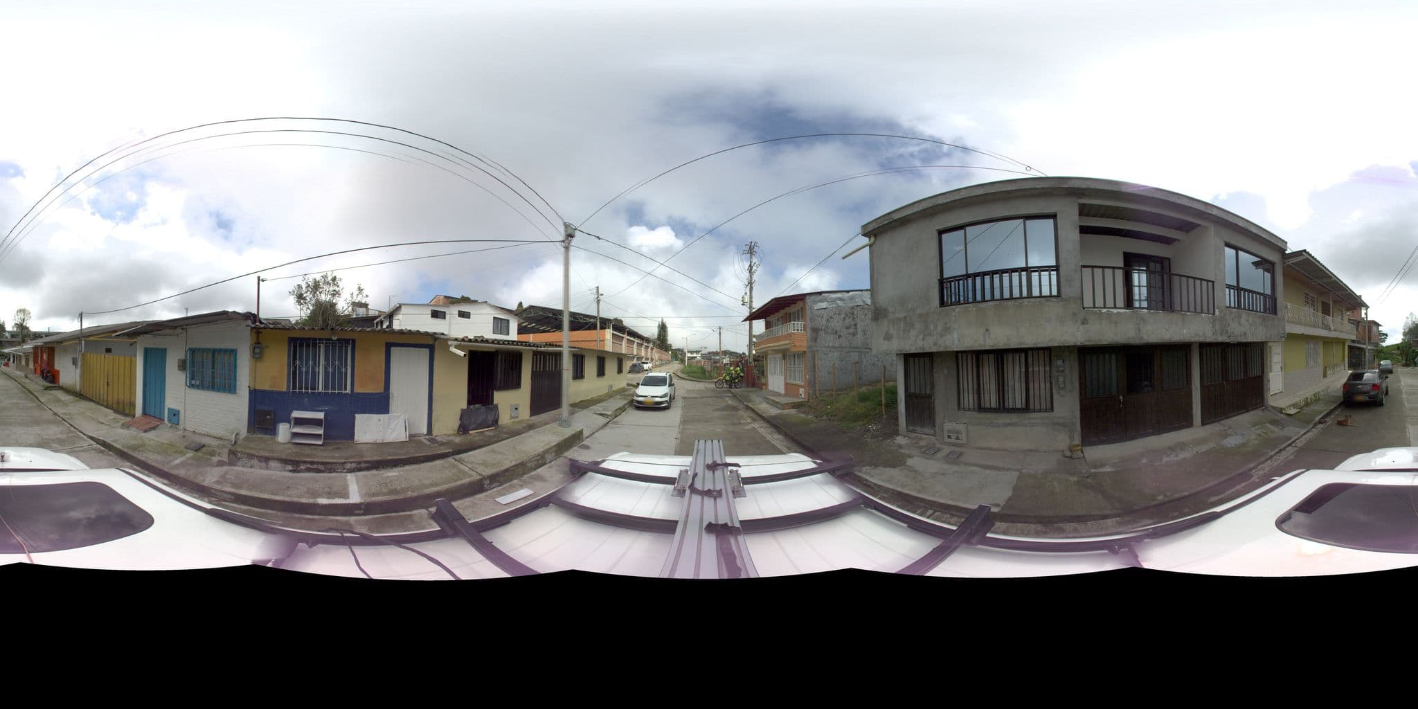 Street view near Bidea Hostel, Filandia — © sarahantos (CC BY-SA · Mapillary)