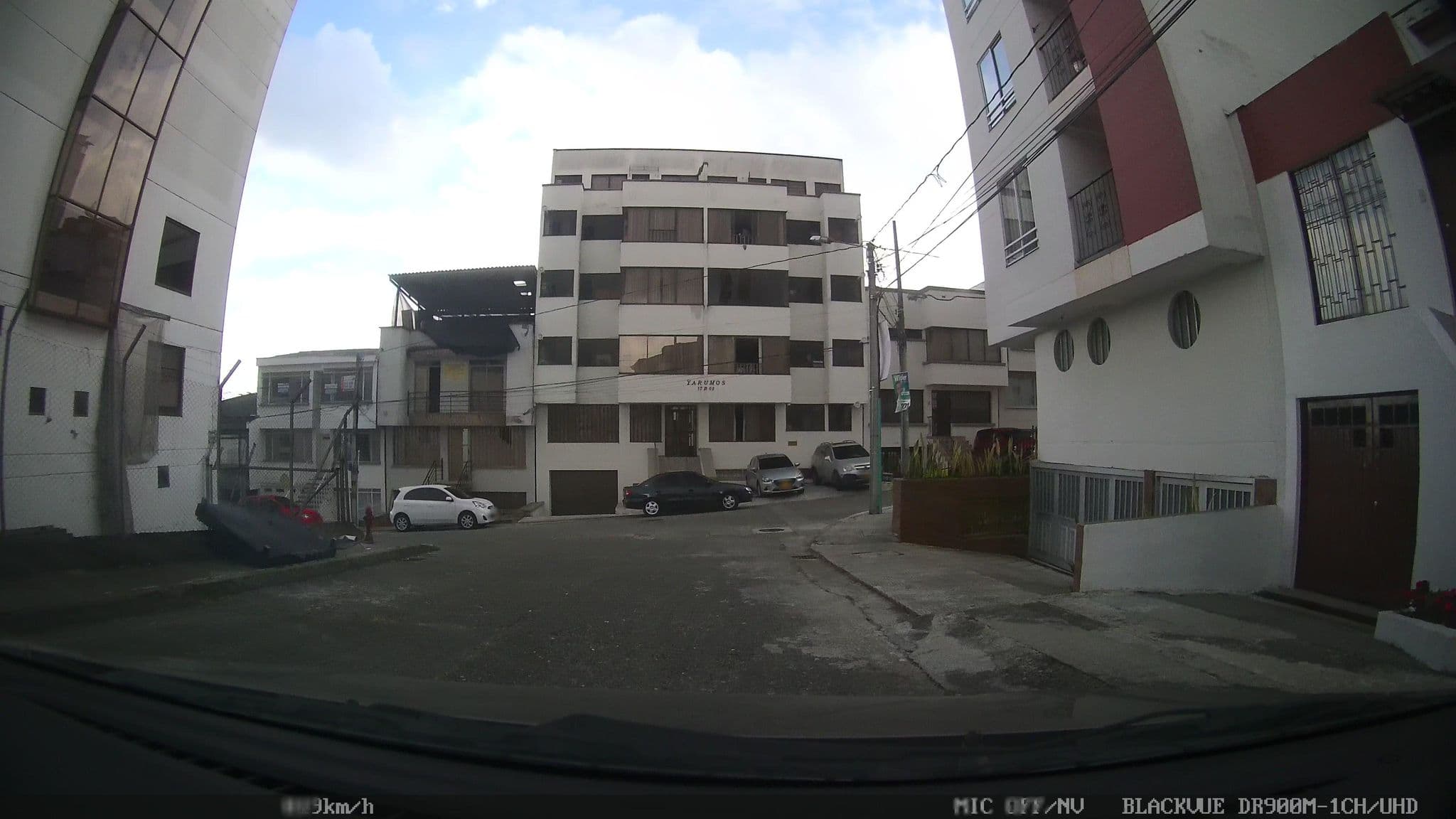 Street view near Hostal Manizales, Manizales — © kaart_2 (CC BY-SA · Mapillary)