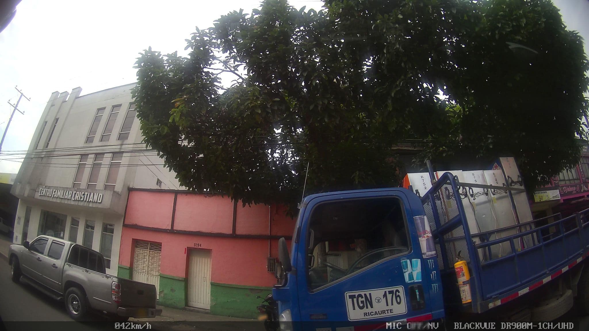 Street view near hospedaje las Florez, Ibagué — © kaart_2 (CC BY-SA · Mapillary)