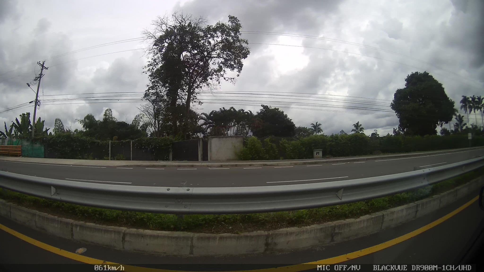 Street view near West California Hotel, Armenia — © kaart_2 (CC BY-SA · Mapillary)