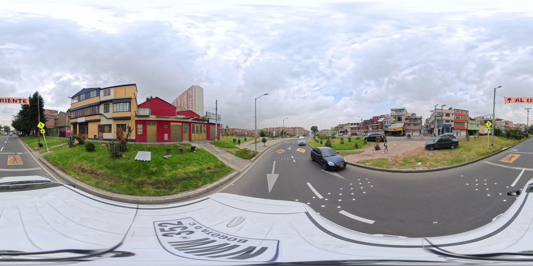 Street view near Club COPEN PONAL, Kennedy — © cgalindop (CC BY-SA · Mapillary)