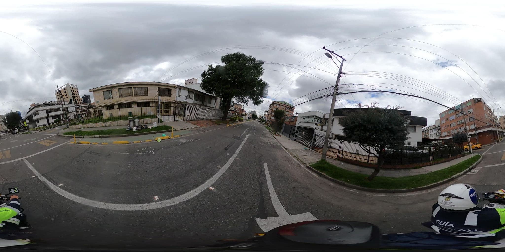 Street view near Royal City, Bogotá — © jramonSDM (CC BY-SA · Mapillary)