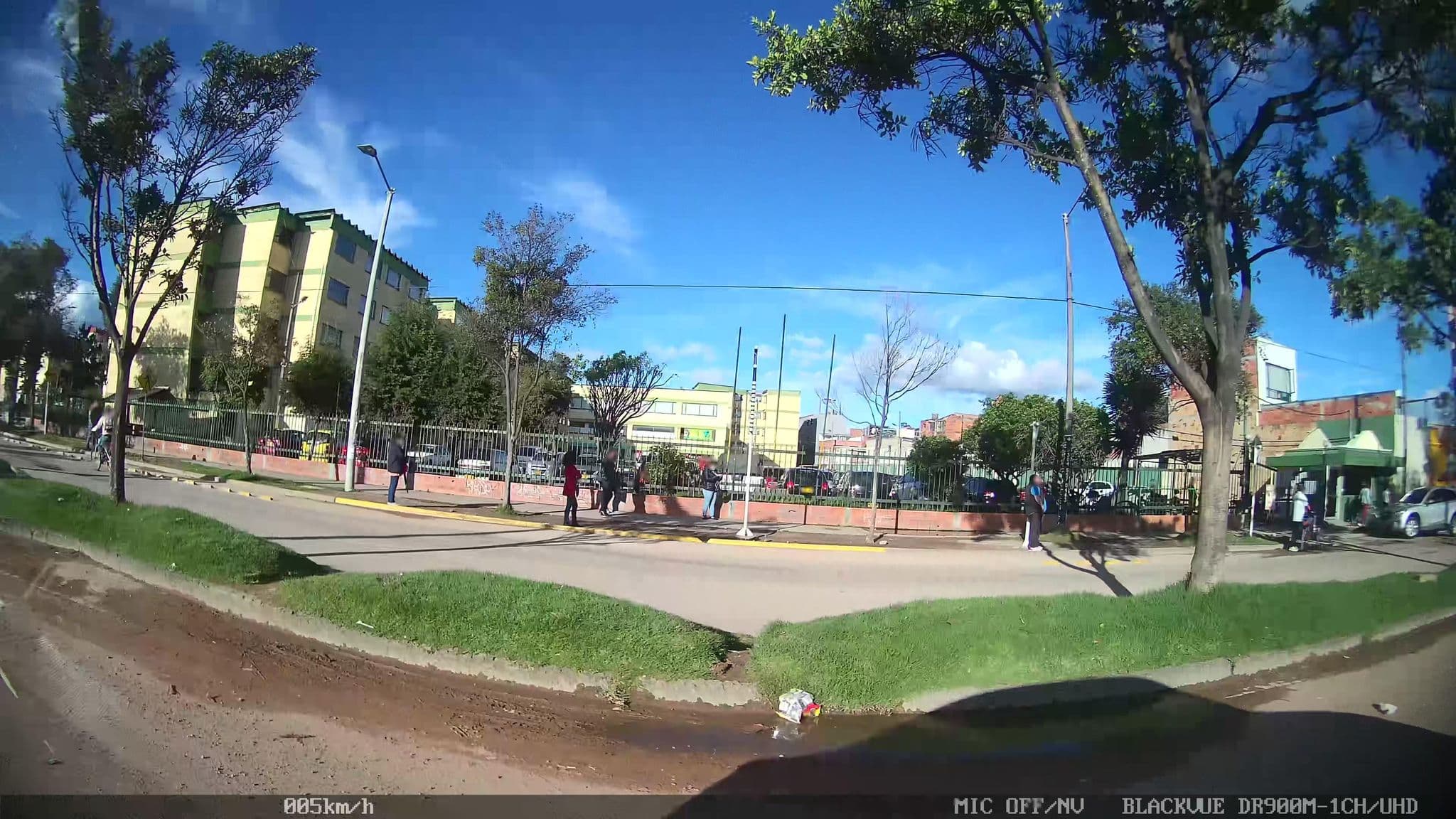 Street view near Hotel San Fernando Plaza El Poblado, Kennedy — © kaart5 (CC BY-SA · Mapillary)