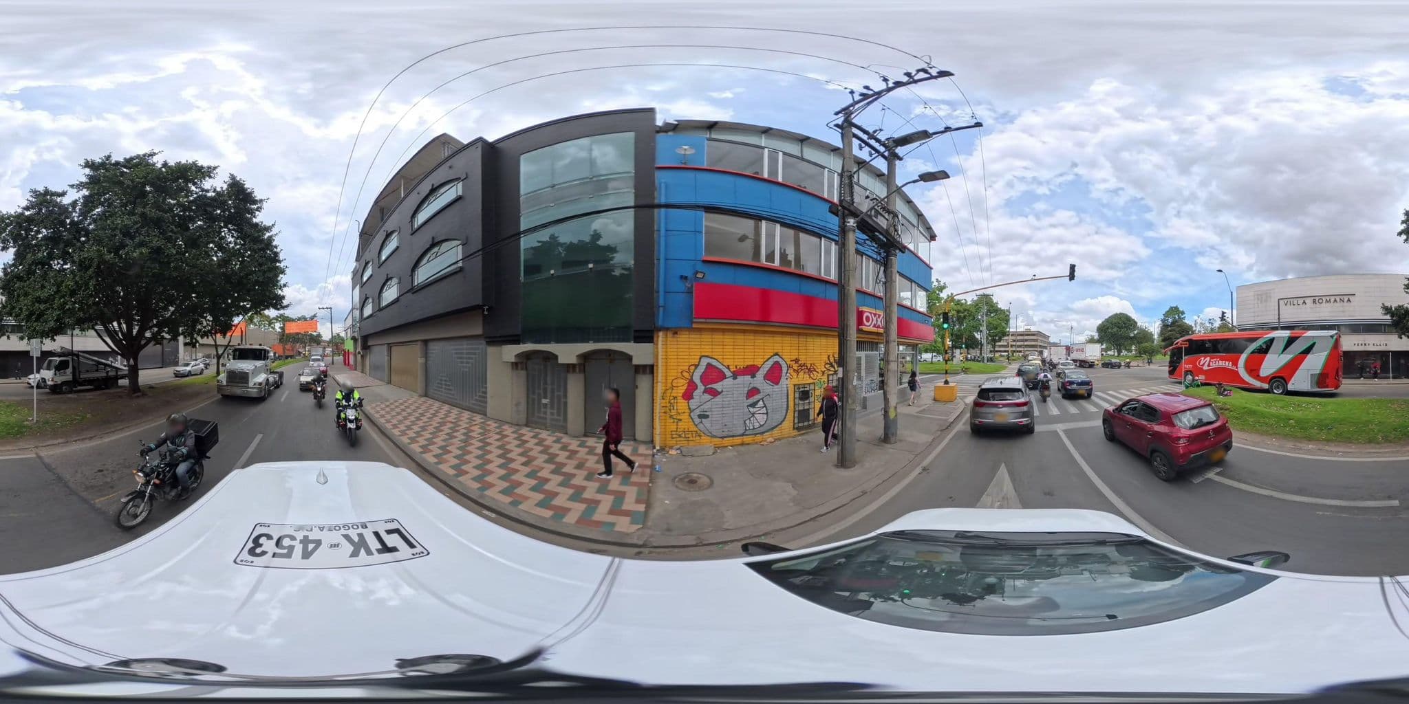 Street view near Alkitrana Hostal, Bogotá — © cgalindop (CC BY-SA · Mapillary)
