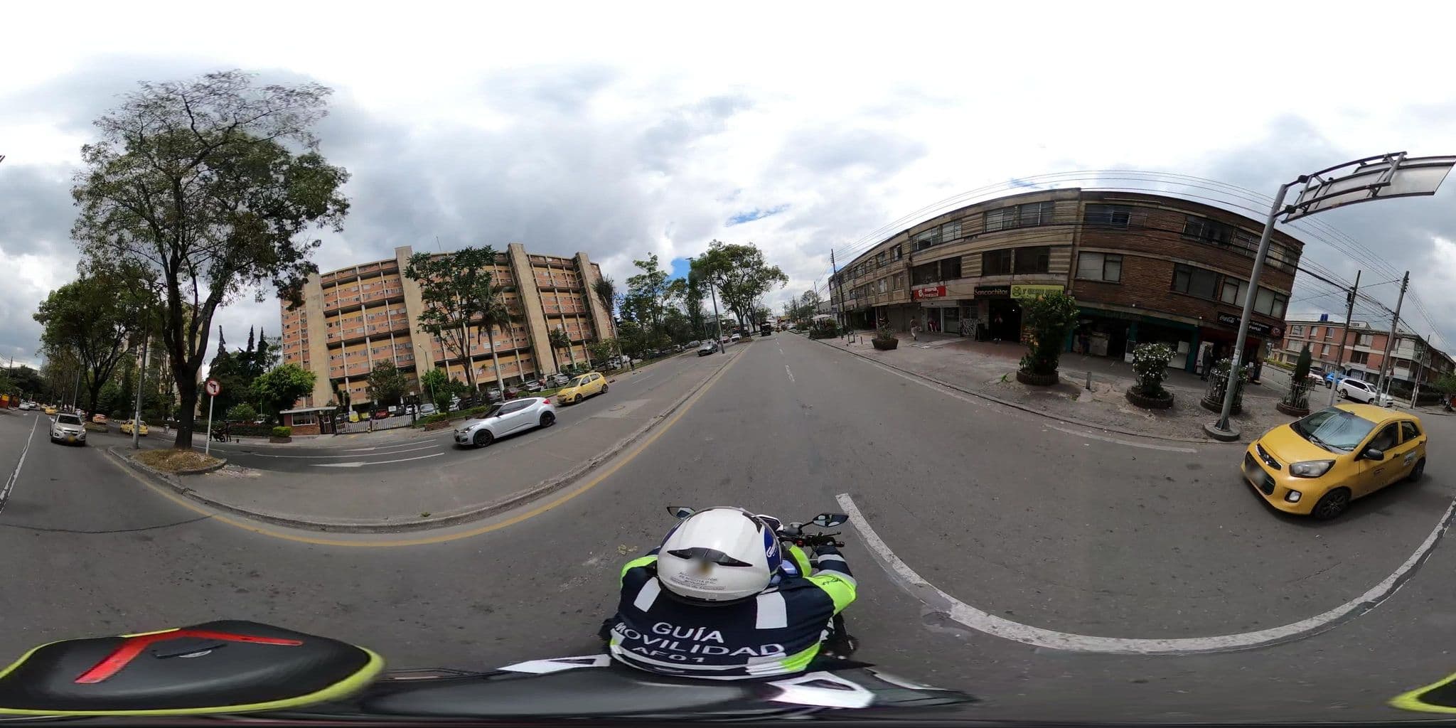 Street view near Hotel Boutique Fidenzi, Bogotá — © jramonSDM (CC BY-SA · Mapillary)