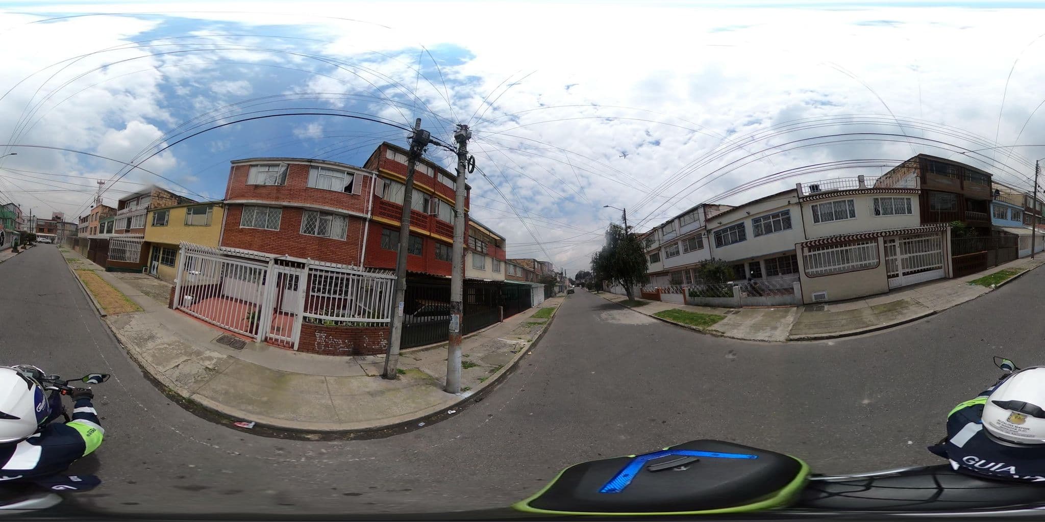 Street view near Rojas Rojas Faustino, Bogotá — © rbolivar (CC BY-SA · Mapillary)