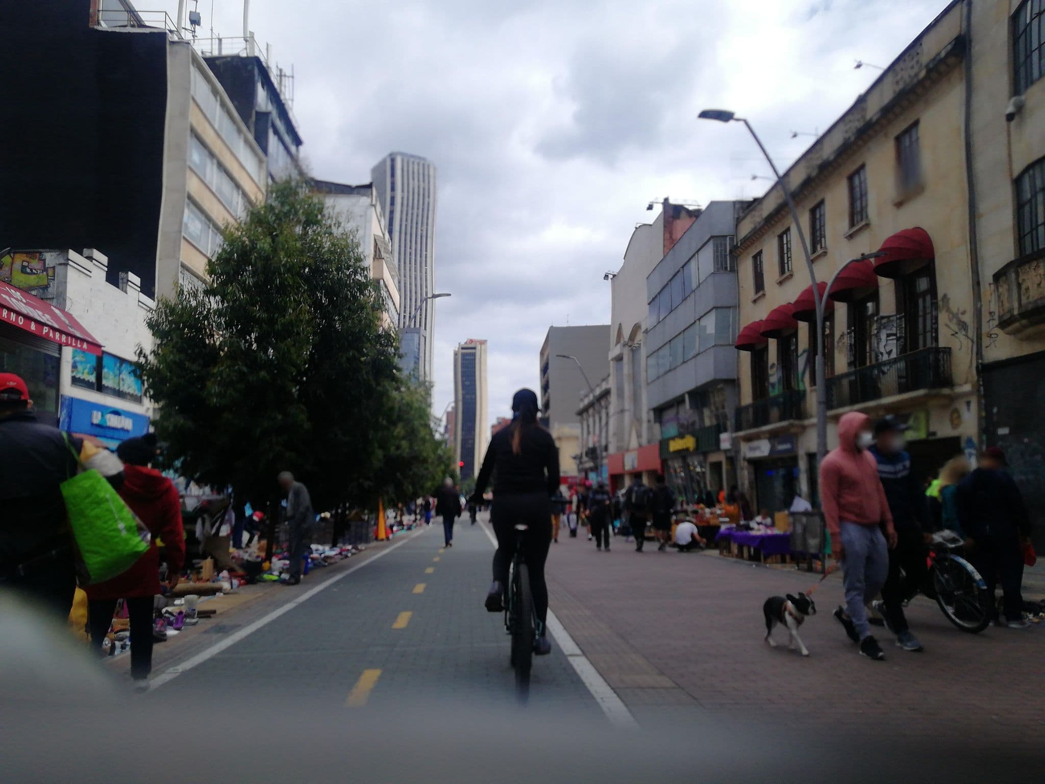 Street view near Hospedaje Las Nieves, Bogotá — © juanmelo (CC BY-SA · Mapillary)
