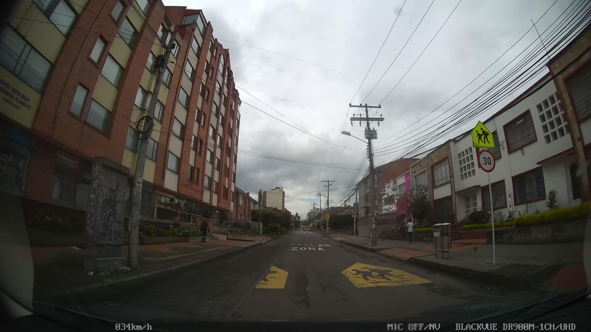 Street view near Centro Vacacional Las Marticas, Bogotá — © kaart_4 (CC BY-SA · Mapillary)